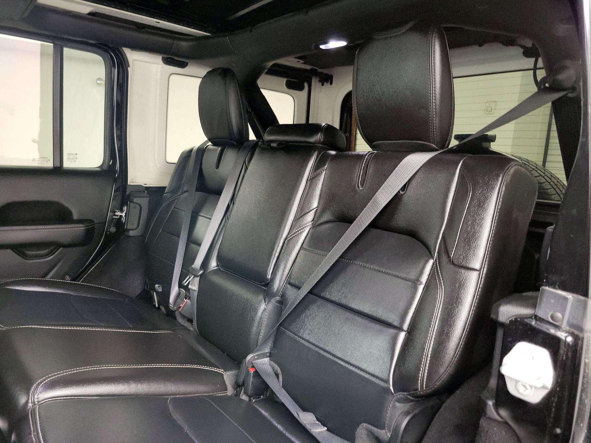 Thumbnail: 2021 Jeep Wrangler - 18