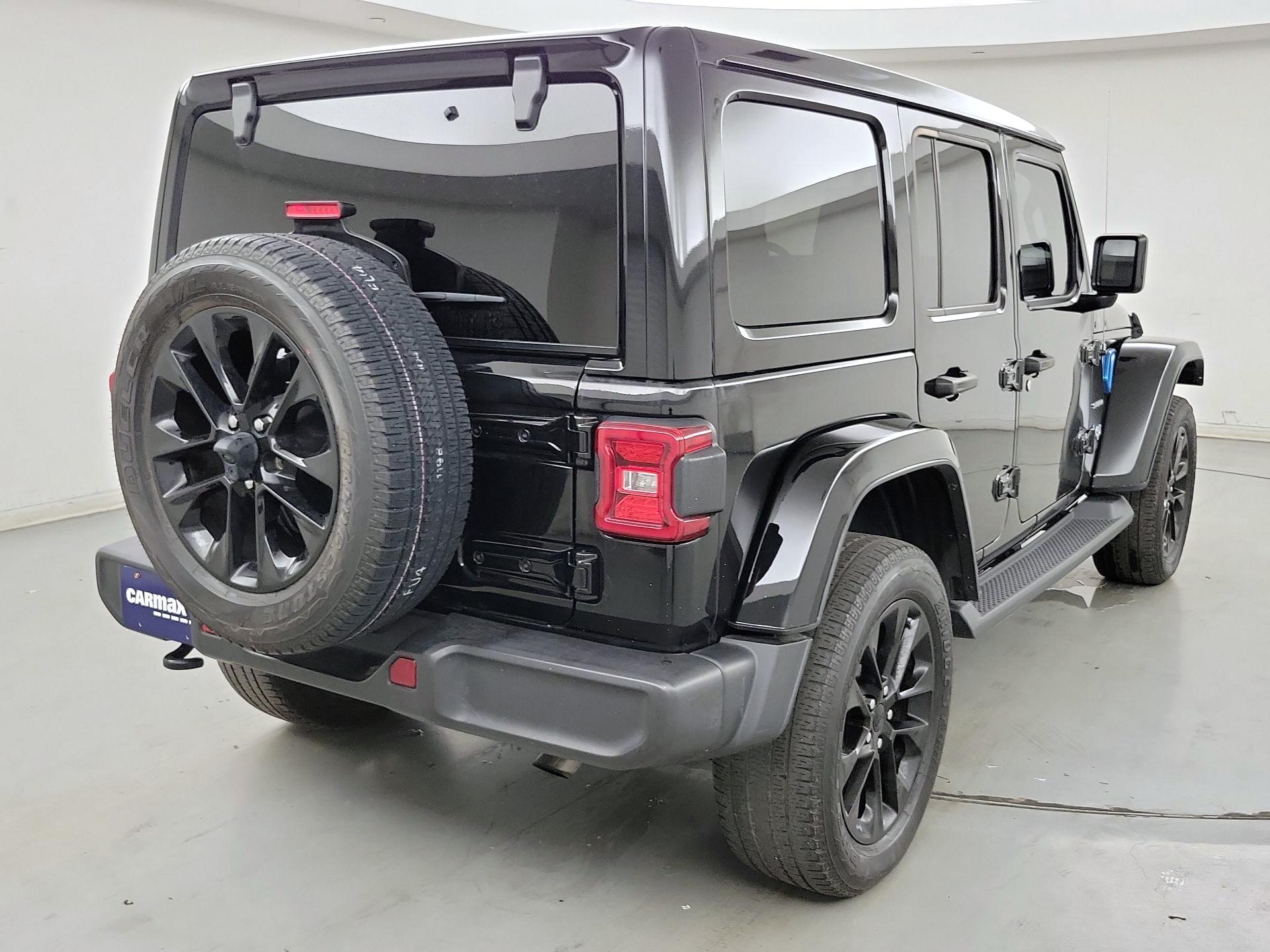 Thumbnail: 2021 Jeep Wrangler - 5