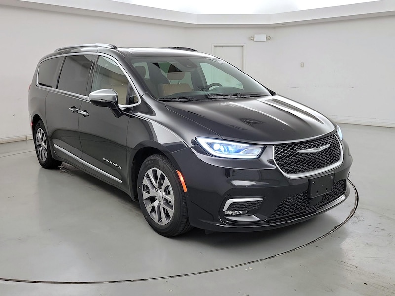 2023 Chrysler Pacifica Hybrid Pinnacle