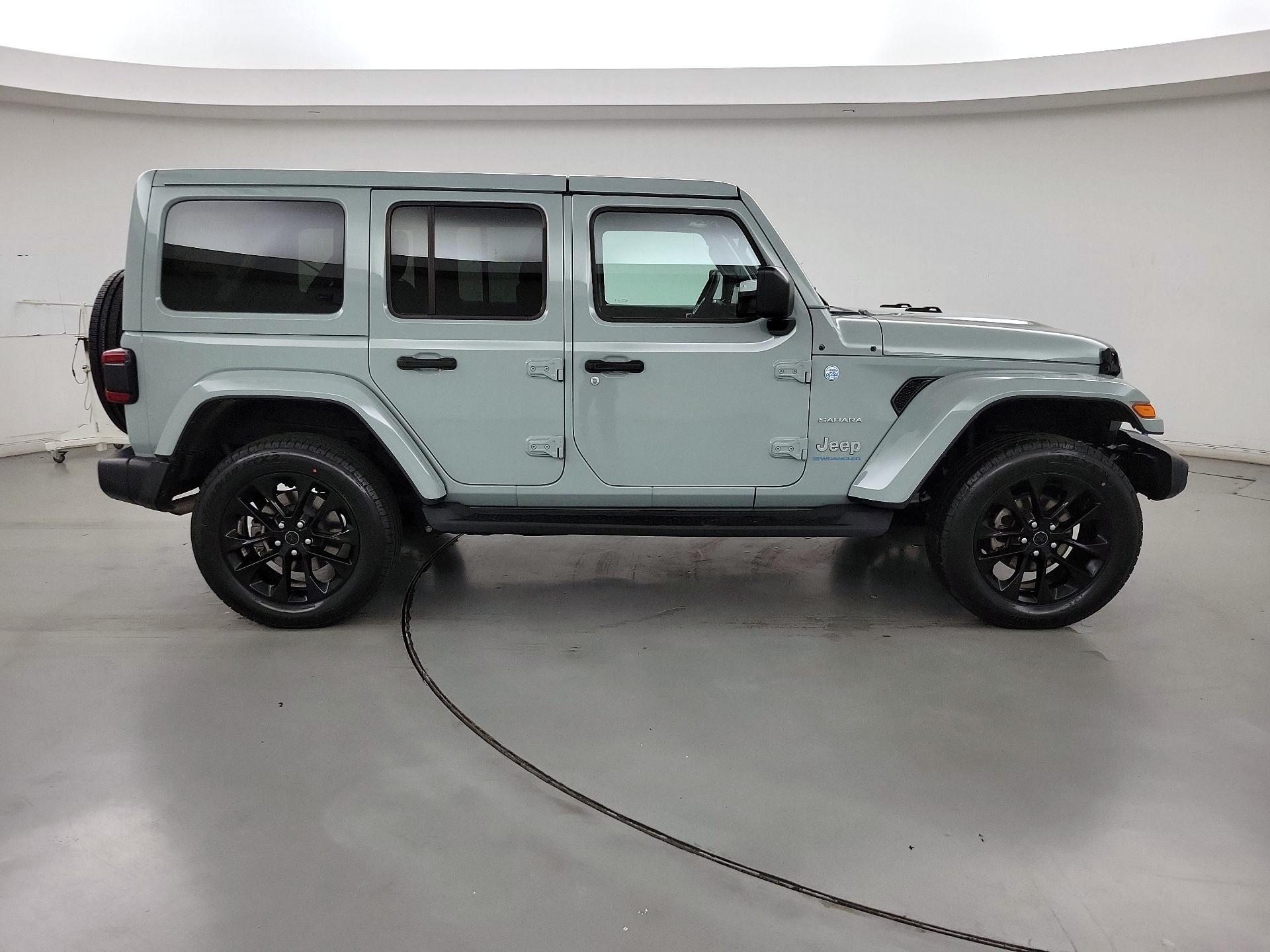 Thumbnail: 2024 Jeep Wrangler - 4