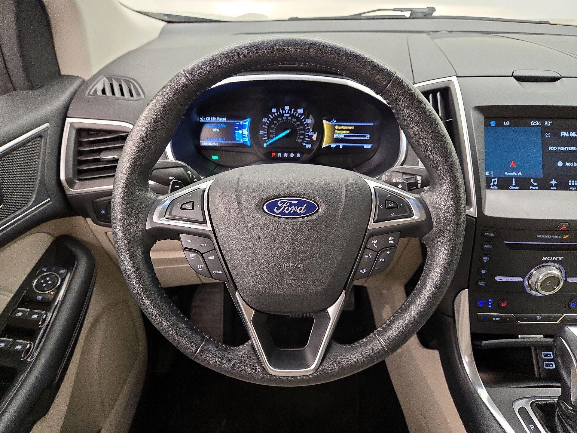 Thumbnail: 2017 Ford Edge - 10