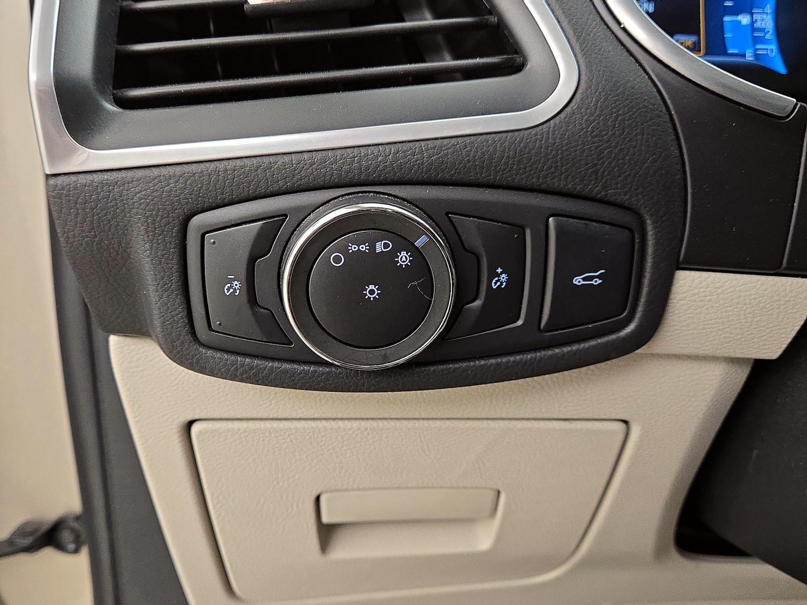 2017 Ford Edge Titanium - Photo 14