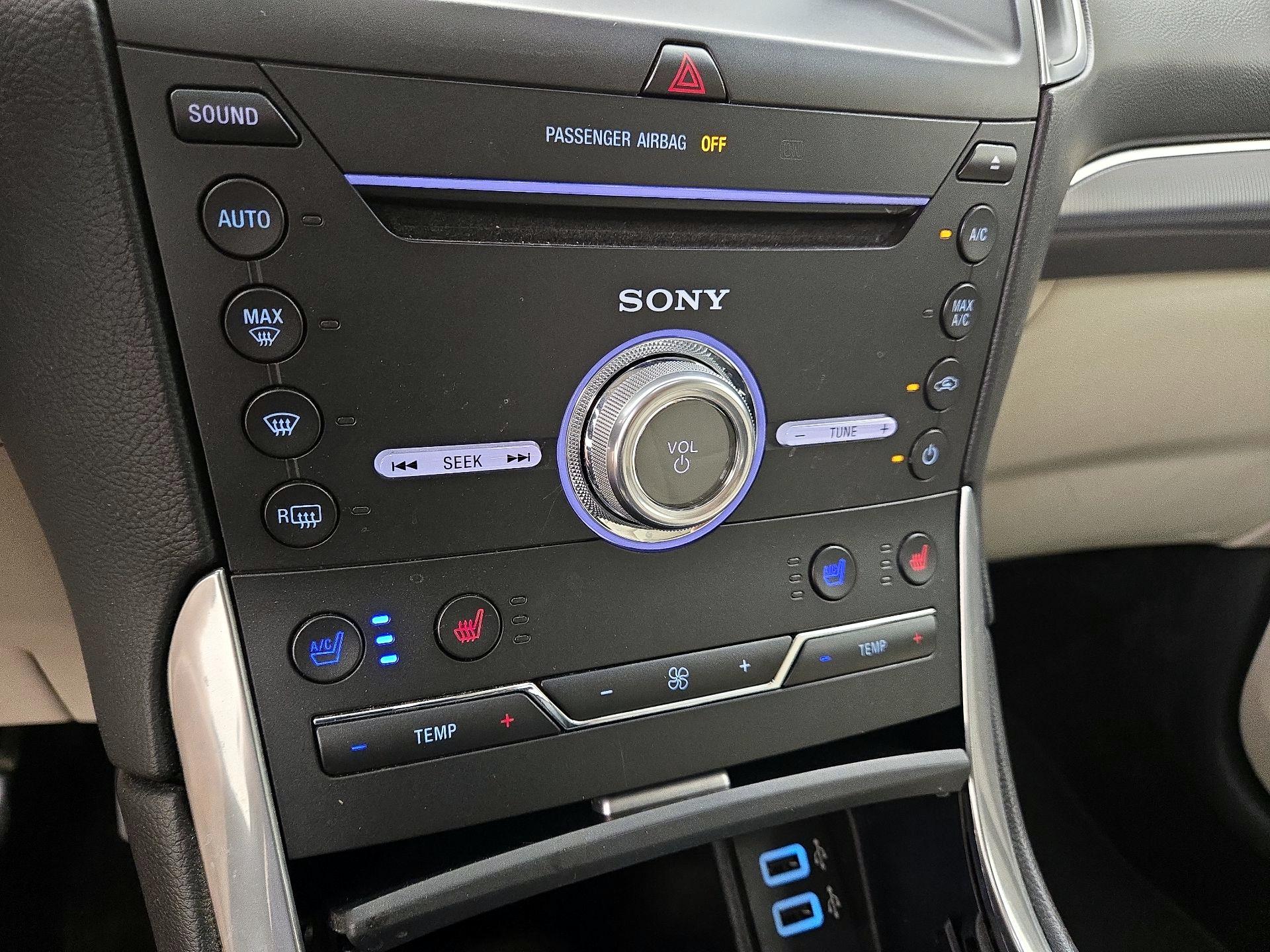 Thumbnail: 2017 Ford Edge - 17