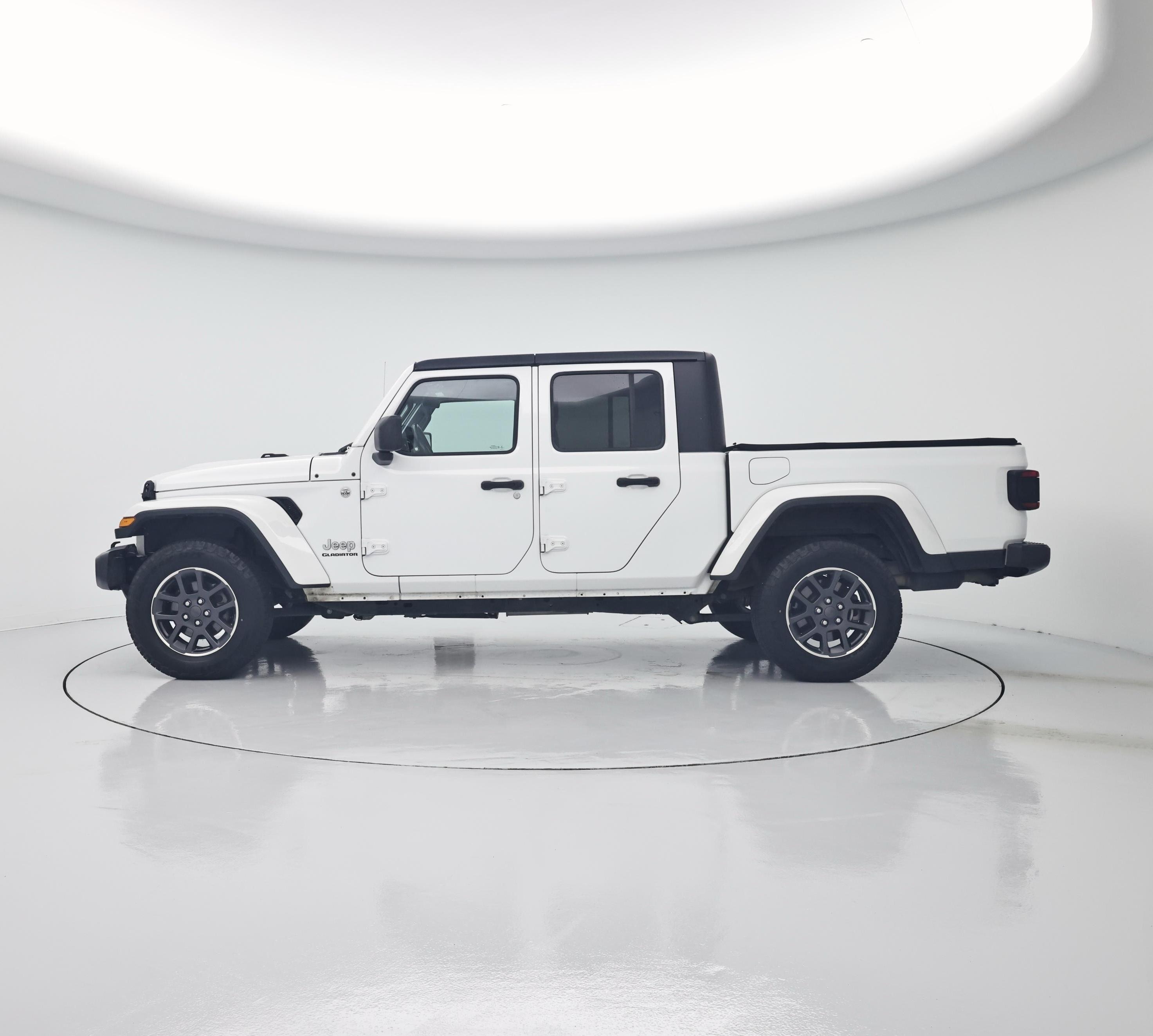 Thumbnail: 2020 Jeep Gladiator - 3