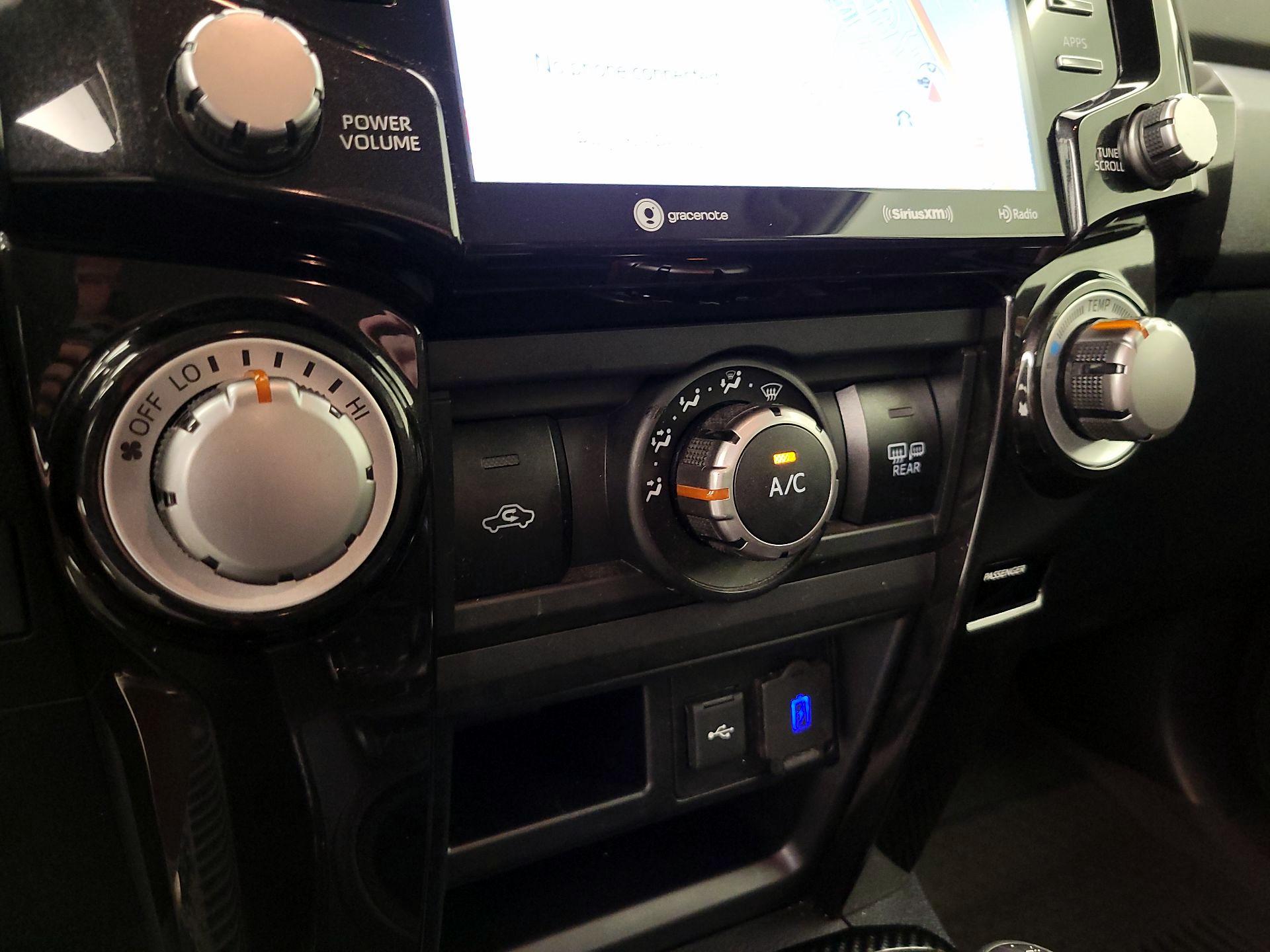 Thumbnail: 2021 Toyota 4Runner - 17