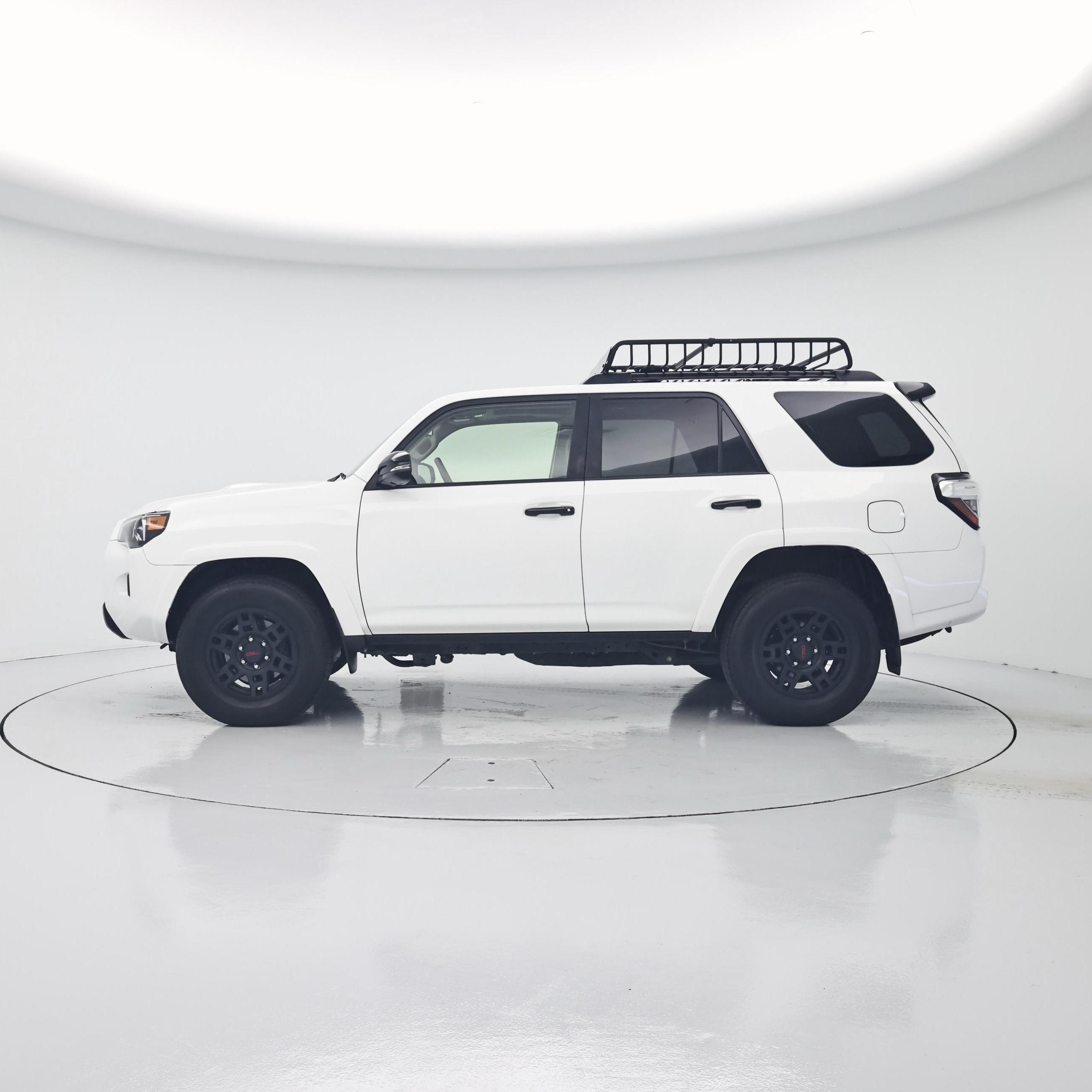 Thumbnail: 2021 Toyota 4Runner - 3