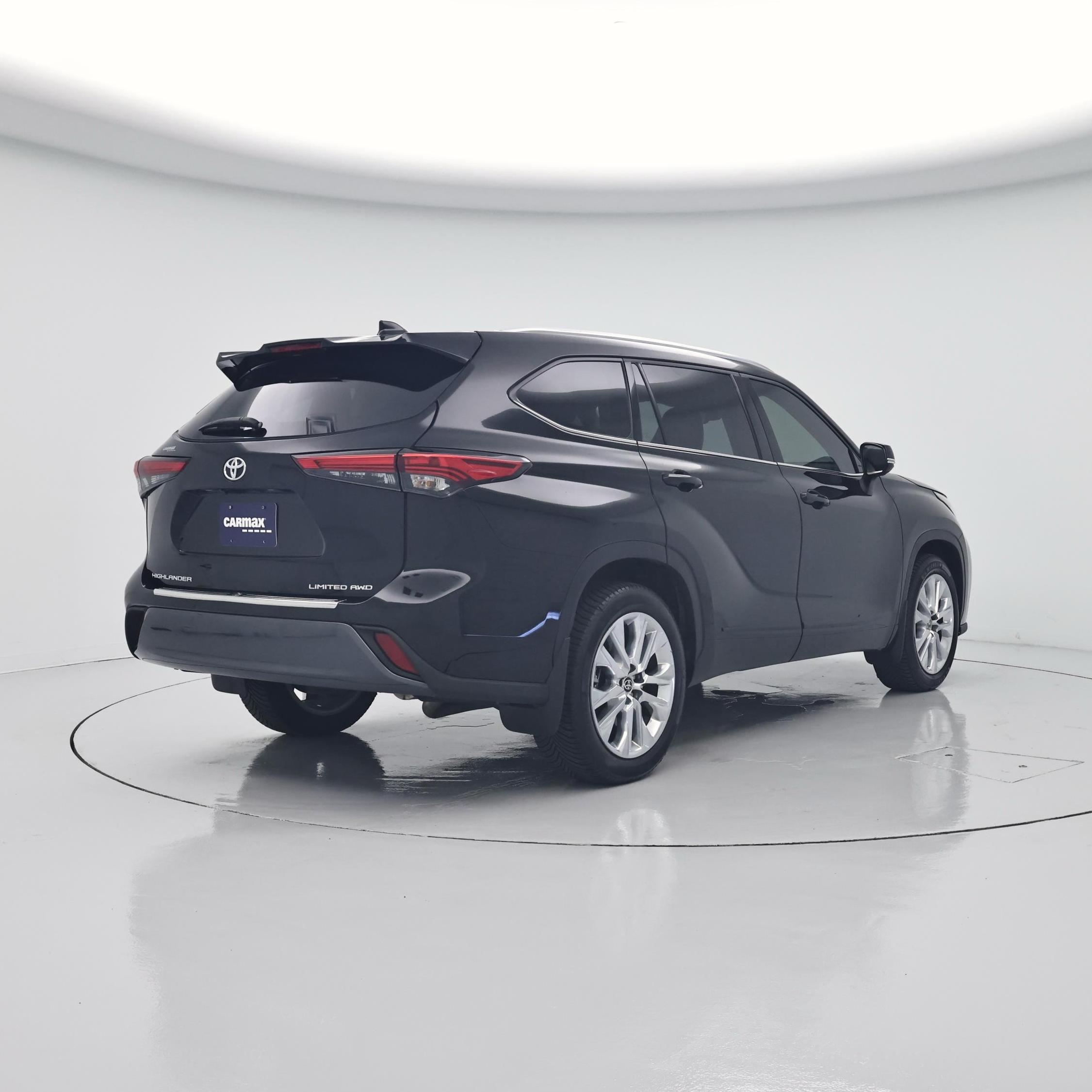 Thumbnail: 2022 Toyota Highlander - 8