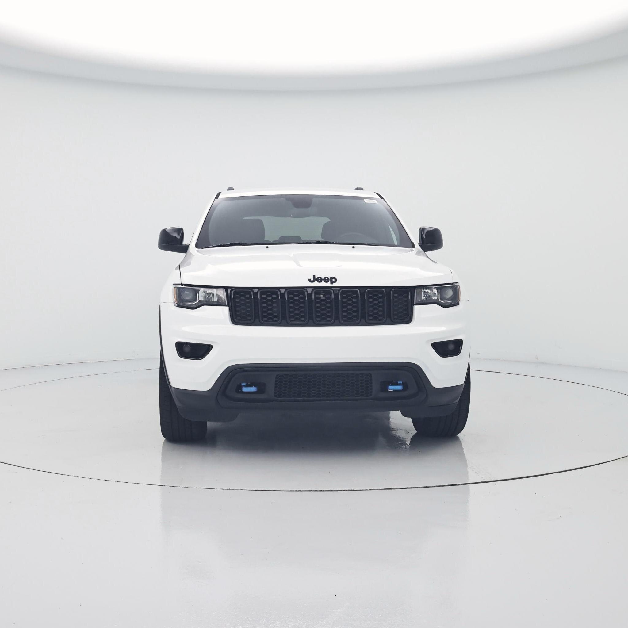 Thumbnail: 2018 Jeep Grand Cherokee - 5