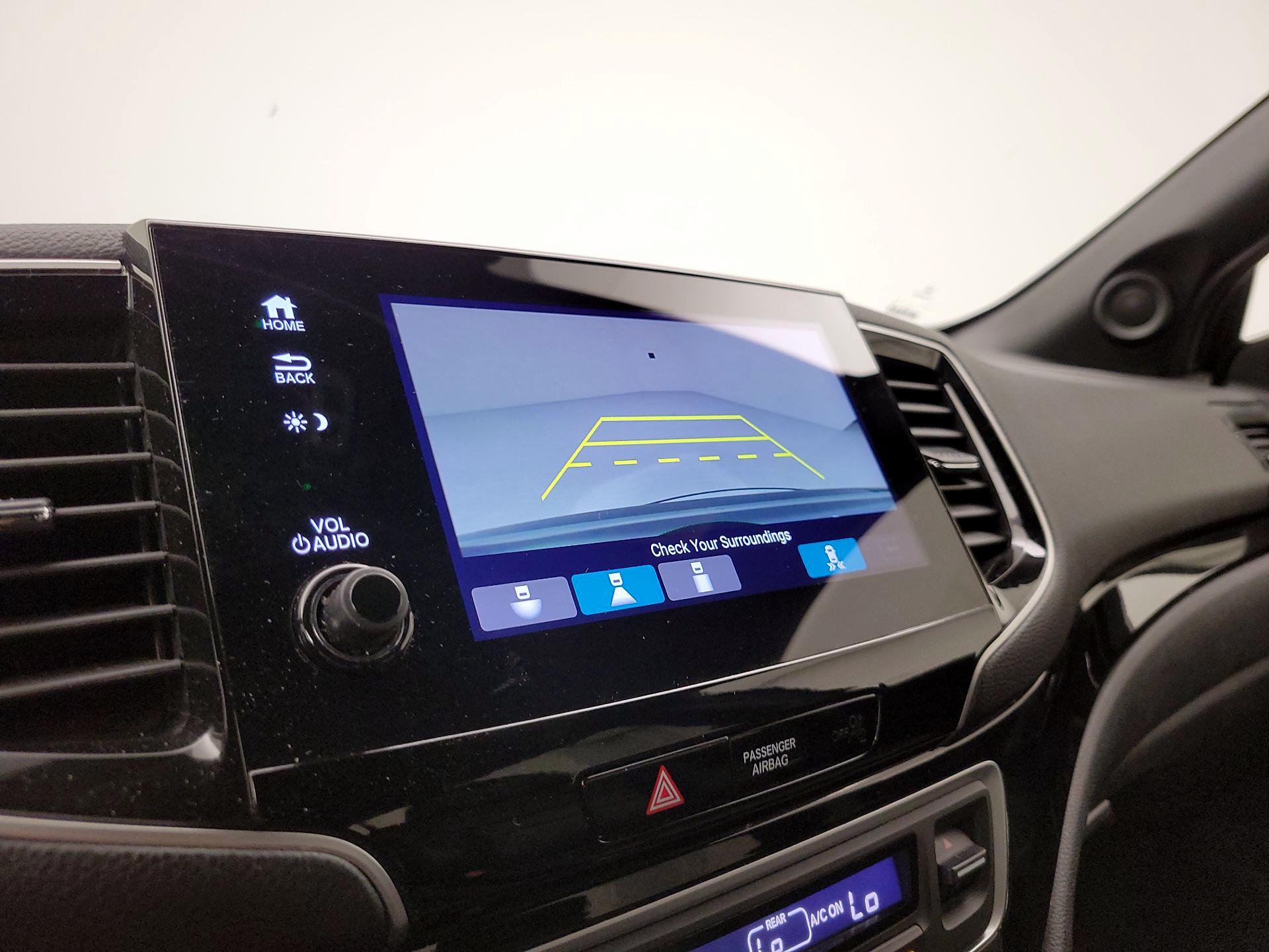 Thumbnail: 2021 Honda Pilot - 15