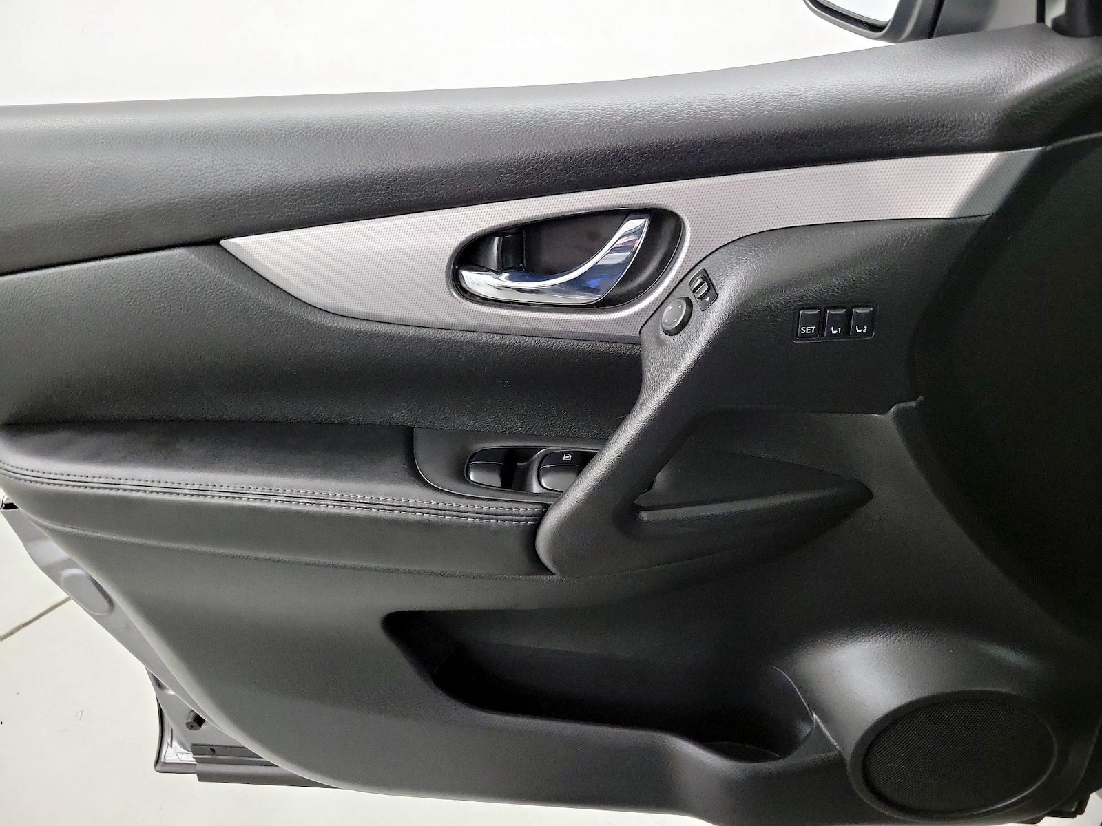 2020 Nissan Rogue Sport SV - Photo 13