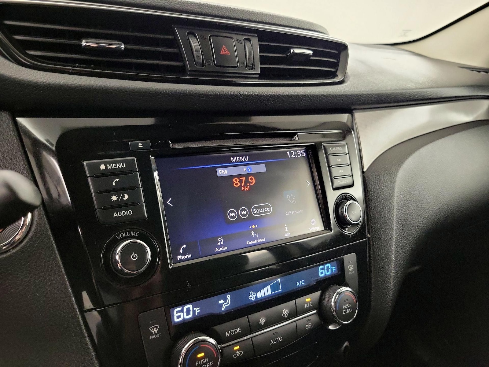 2020 Nissan Rogue Sport SV - Photo 16