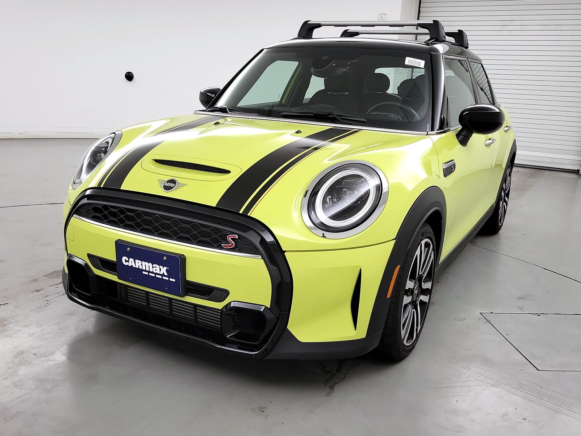 Thumbnail: 2023 MINI Cooper Hardtop - 3