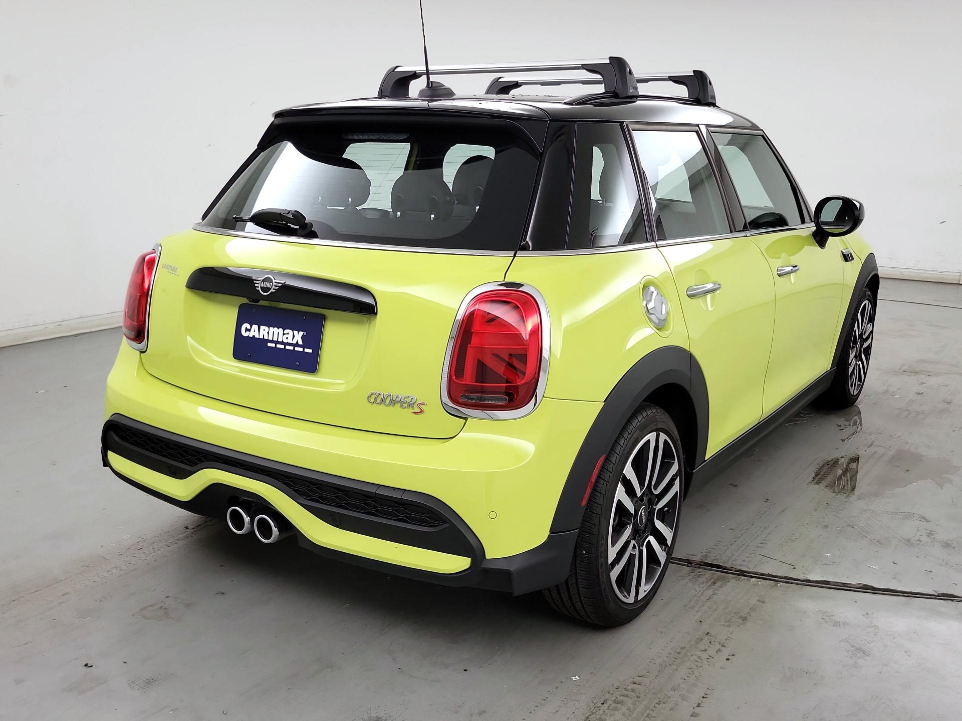 Thumbnail: 2023 MINI Cooper Hardtop - 5