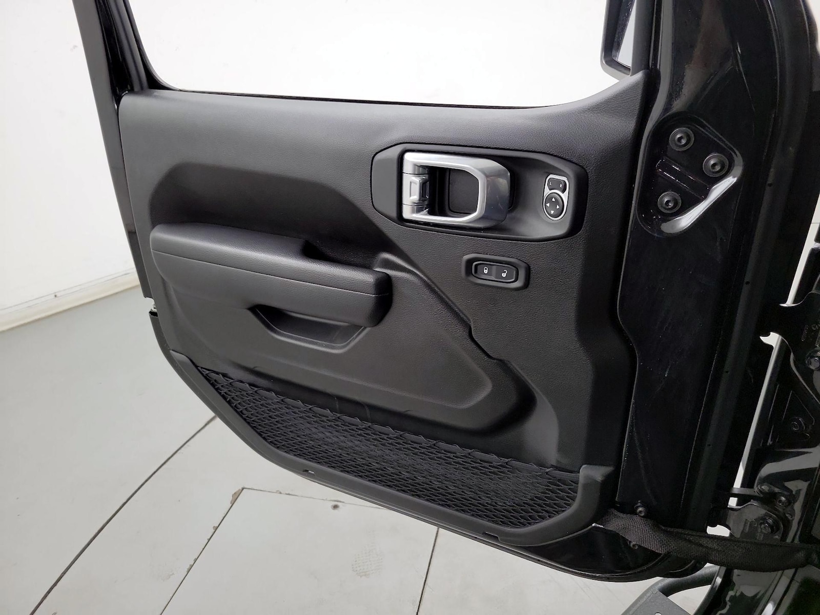 2025 Jeep Wrangler 4-Door Sport S - Photo 11