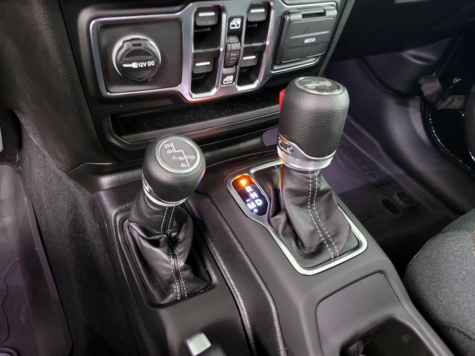 2025 Jeep Wrangler 4-Door Sport S - Photo 16