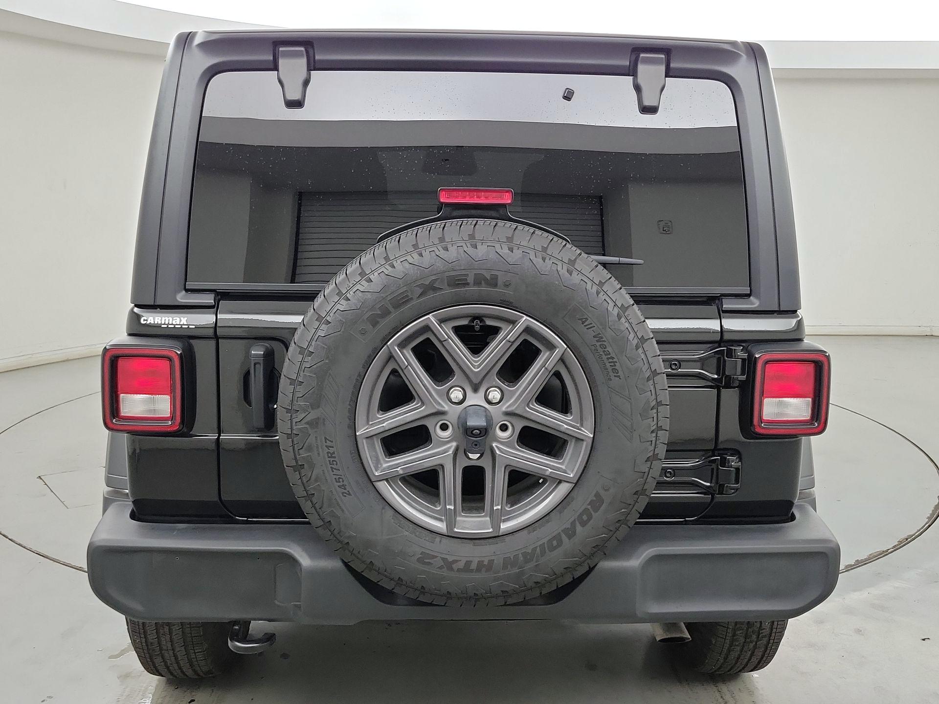 Thumbnail: 2025 Jeep Wrangler - 6