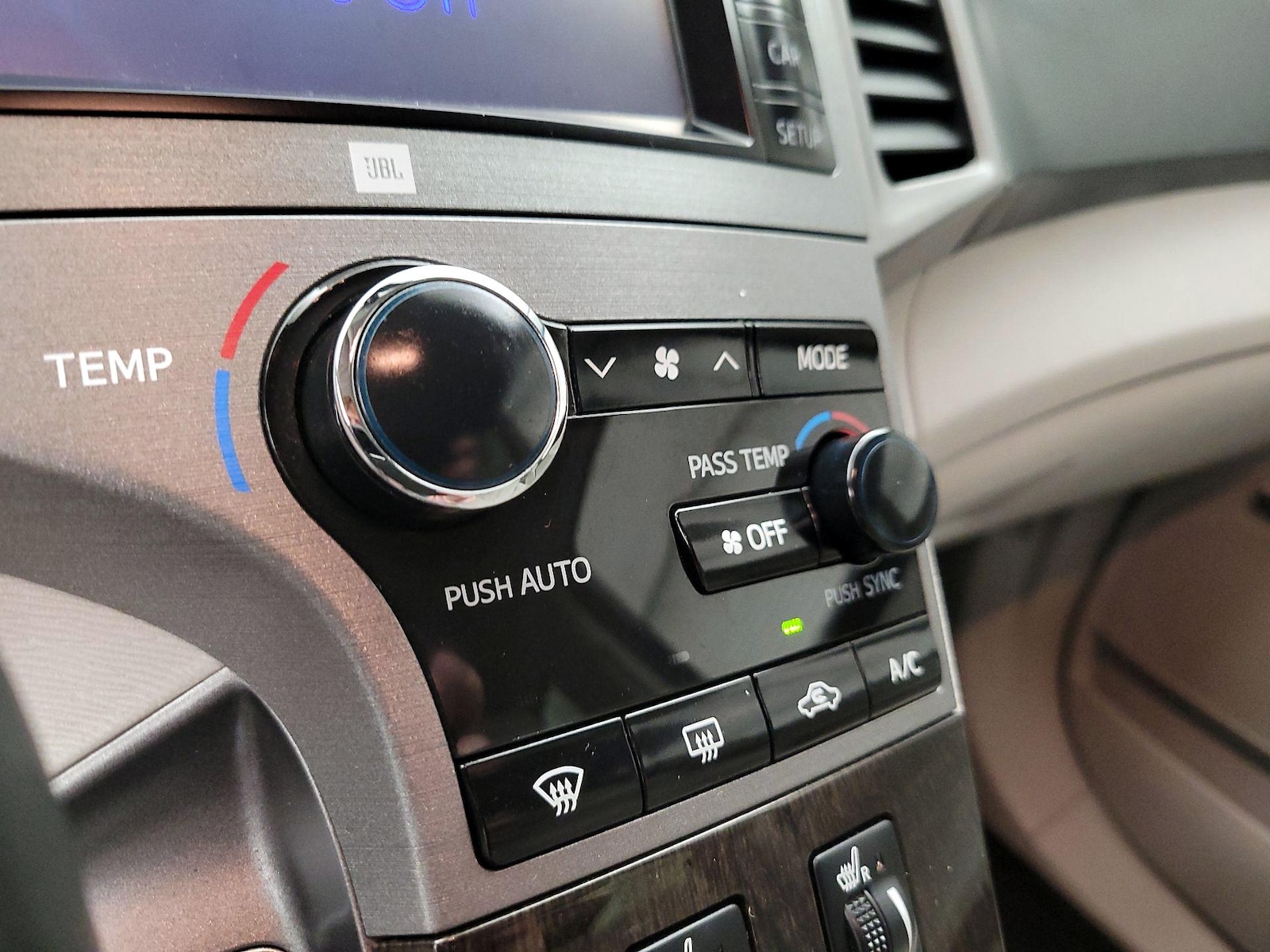 2014 Toyota Venza XLE - Photo 17