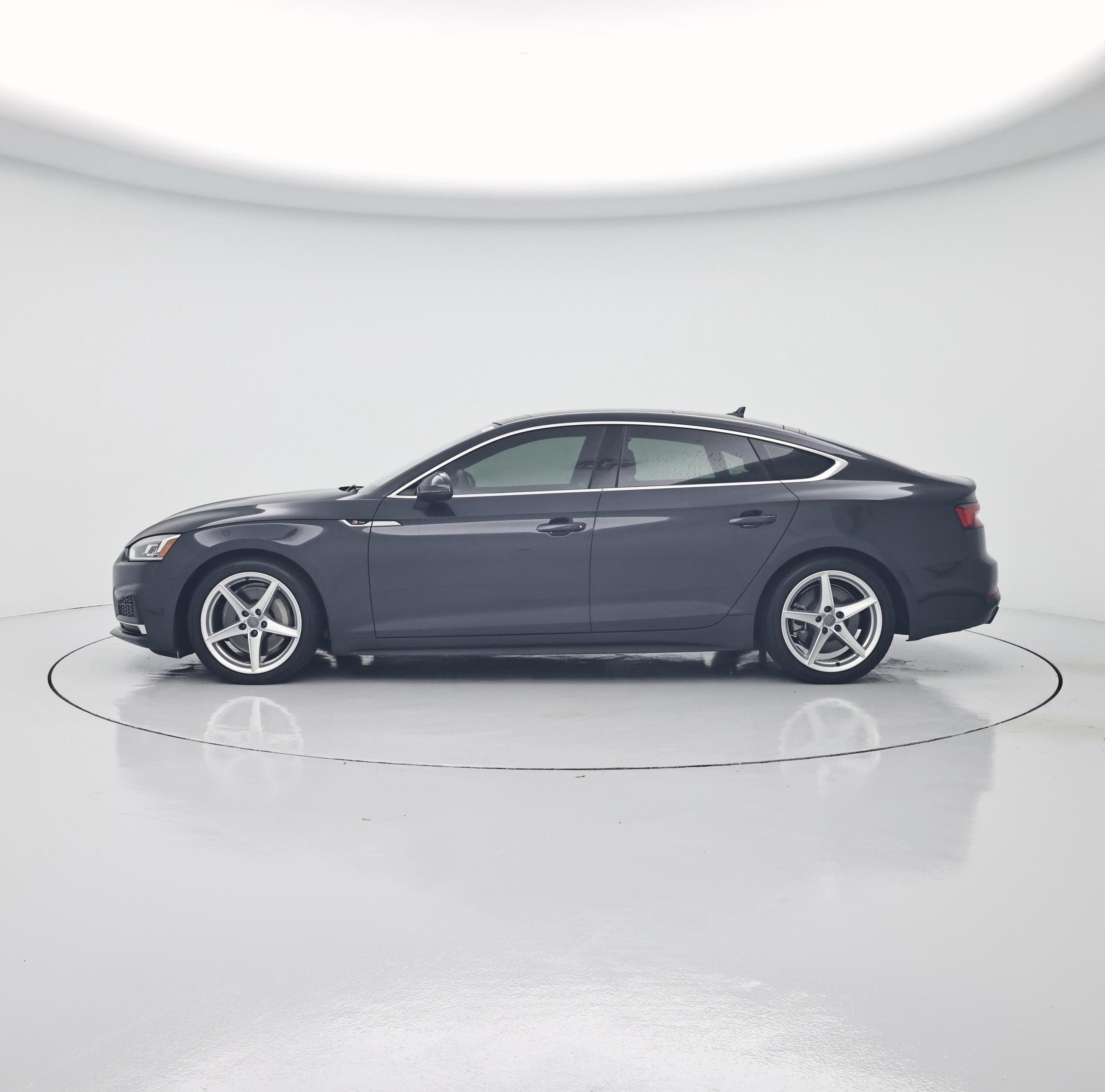 Thumbnail: 2019 Audi A5 - 3