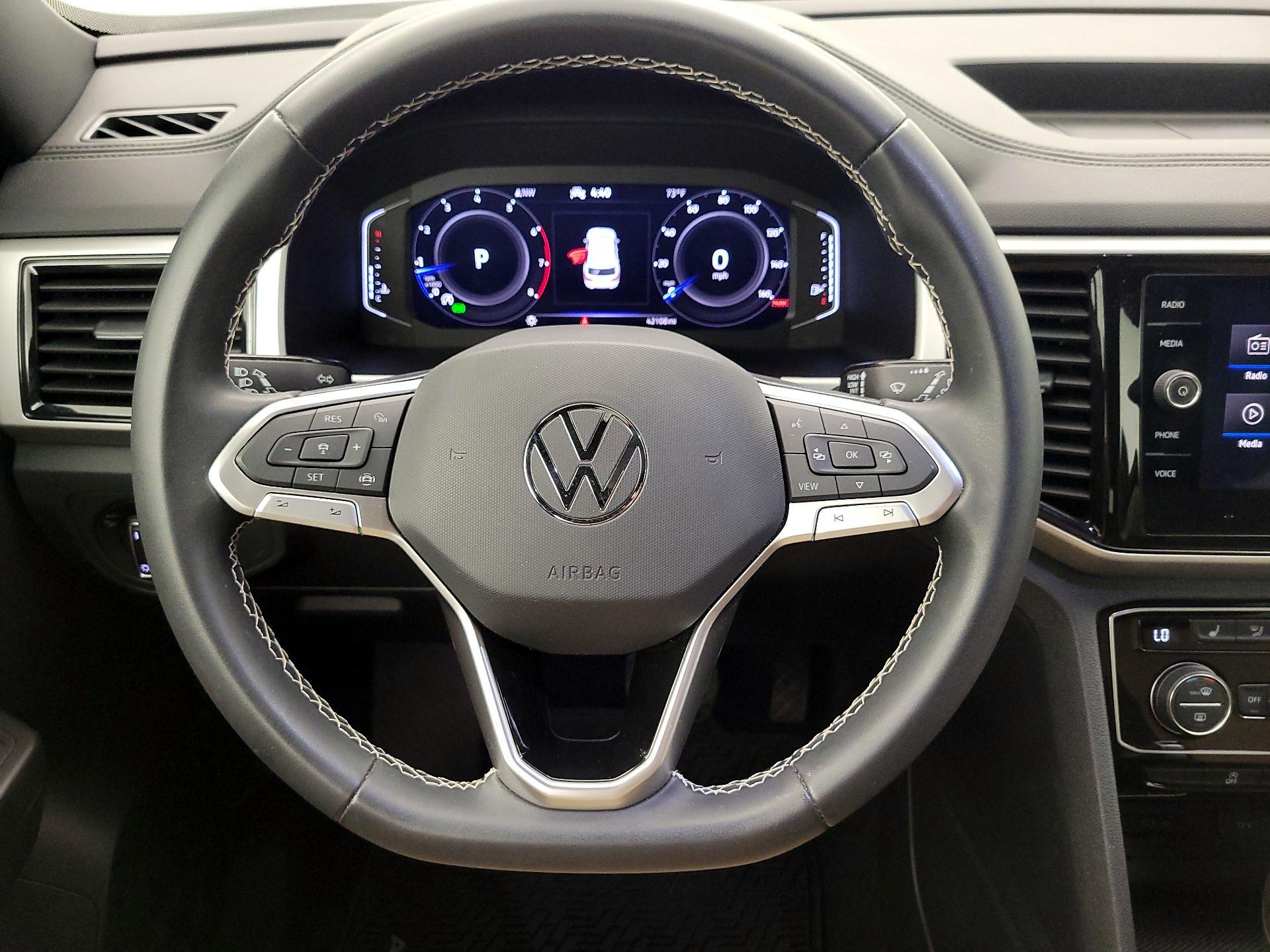 Thumbnail: 2022 Volkswagen Atlas - 10