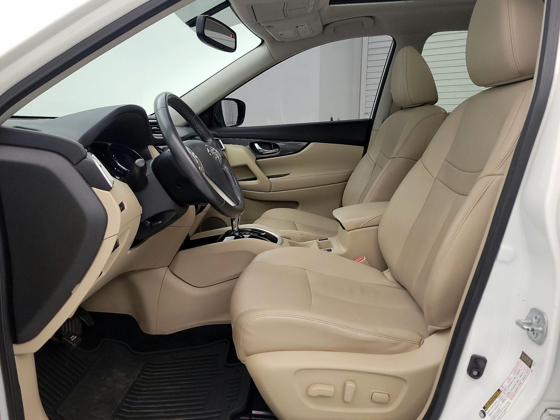 Thumbnail: 2016 Nissan Rogue - 11