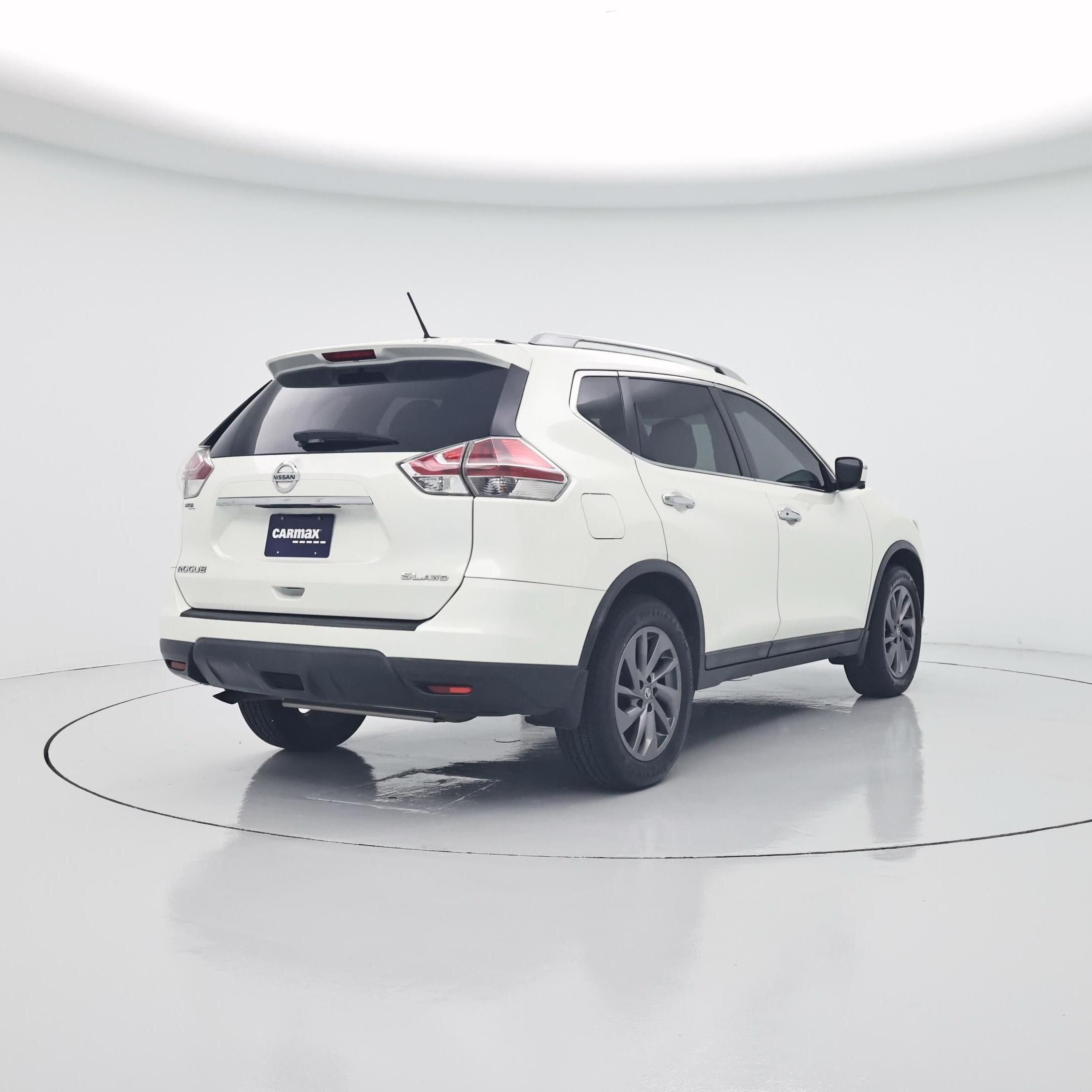 Thumbnail: 2016 Nissan Rogue - 8