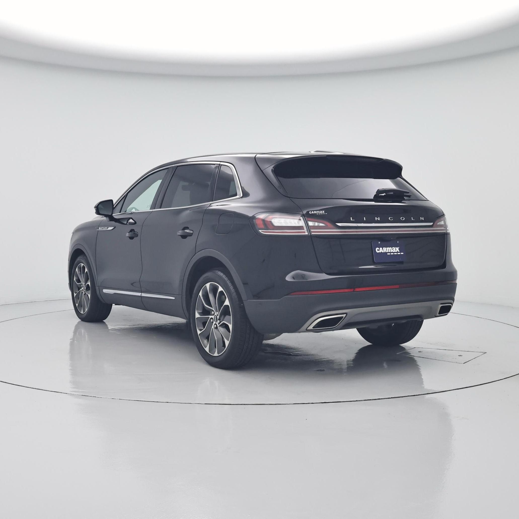 Thumbnail: 2022 Lincoln Nautilus - 2