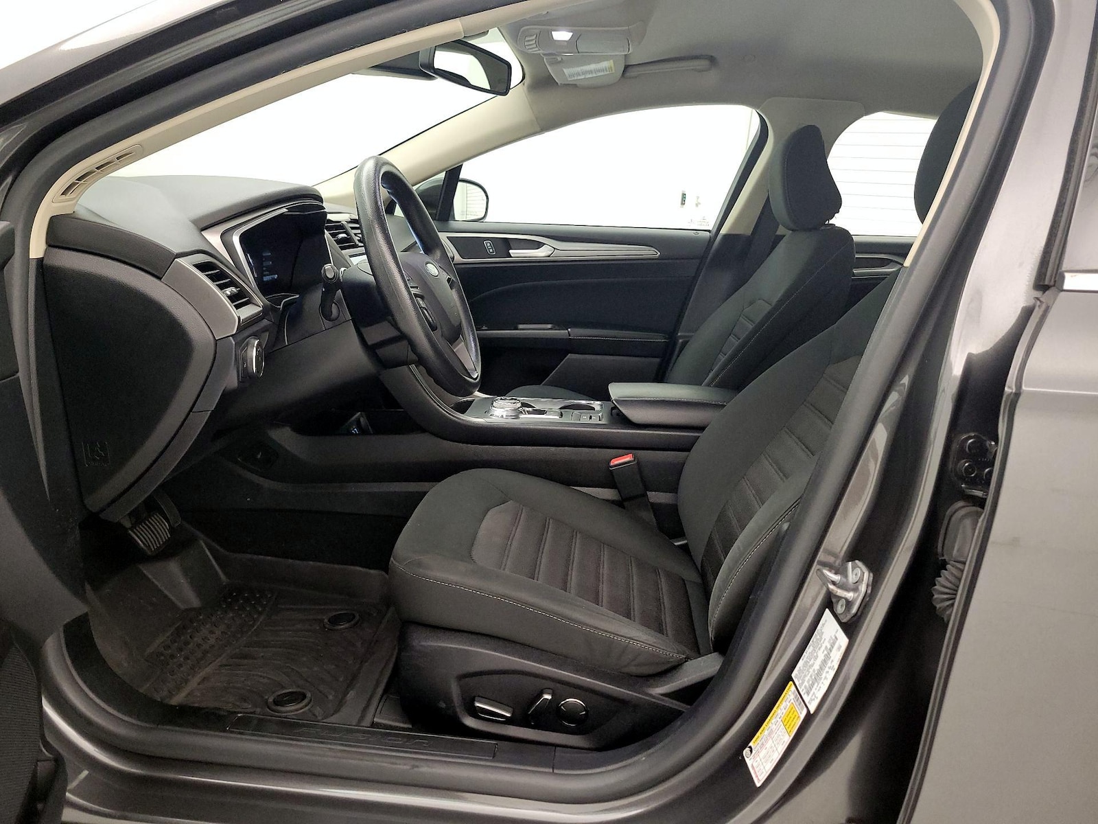 Power Seat(s) & Side Airbags