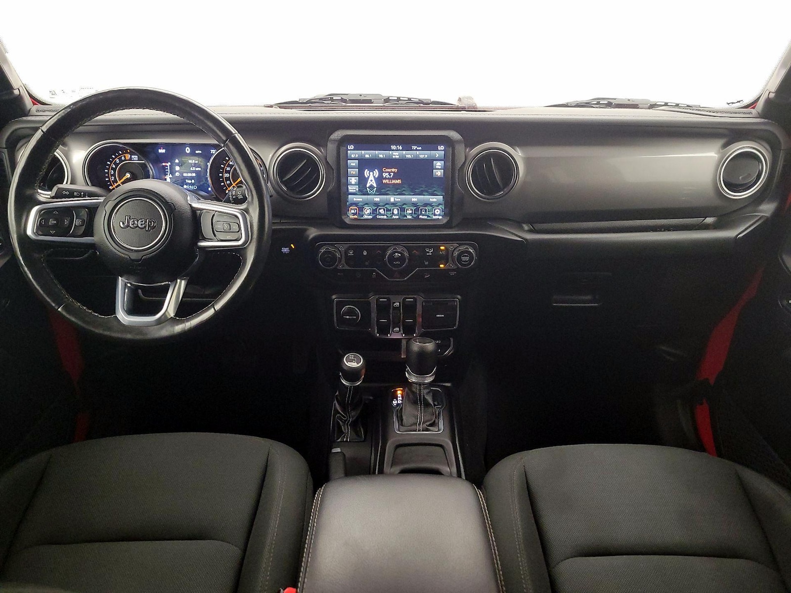 2021 Jeep Wrangler Unlimited Sahara - Photo 10