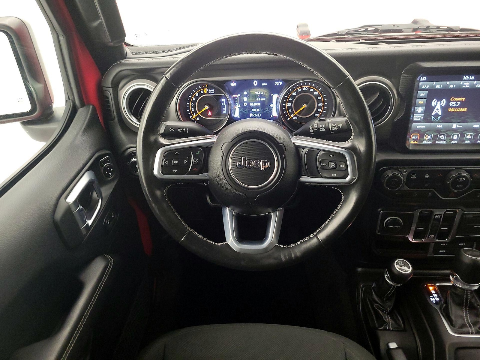 2021 Jeep Wrangler Unlimited Sahara - Photo 11