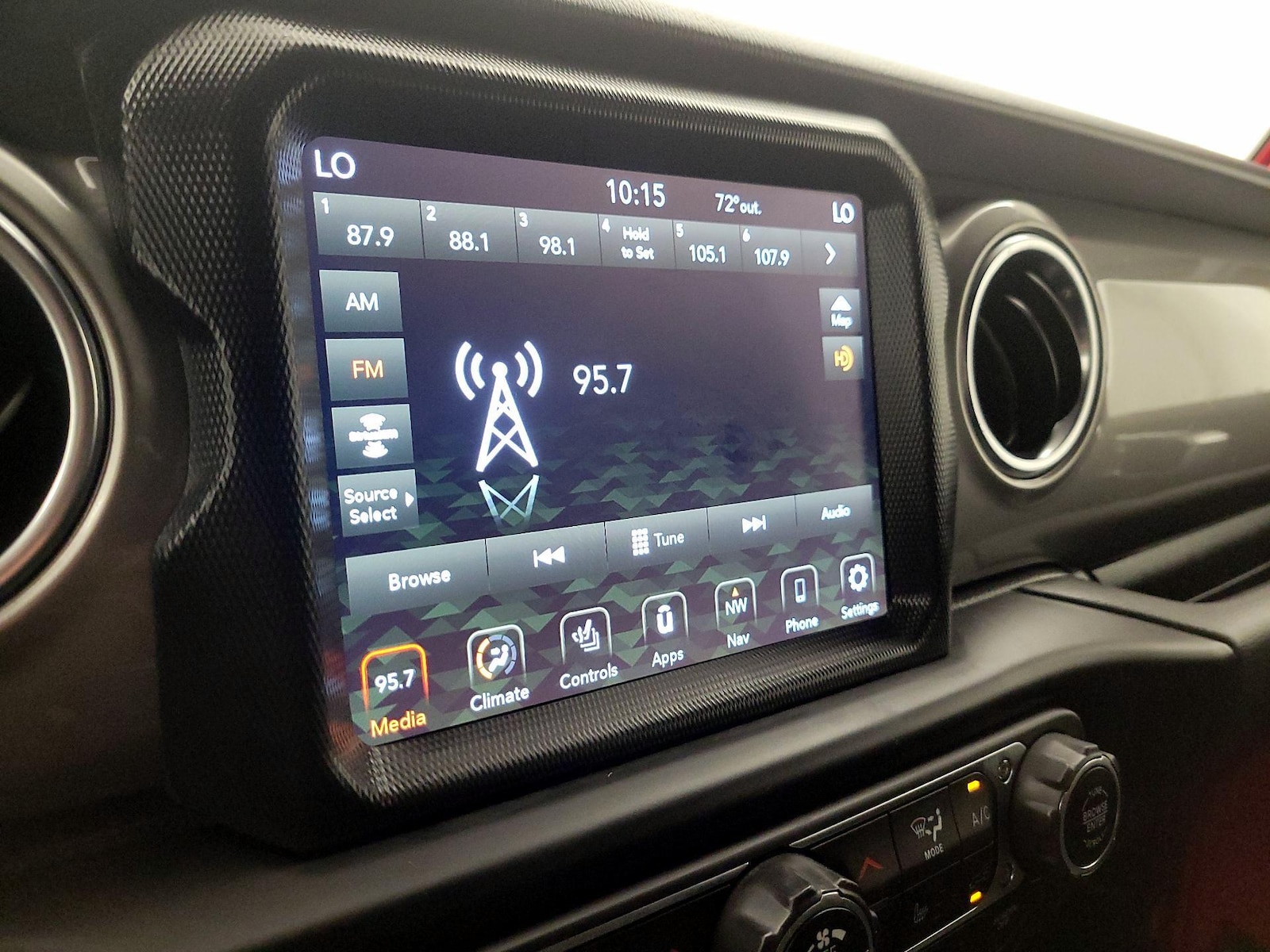 2021 Jeep Wrangler Unlimited Sahara - Photo 17