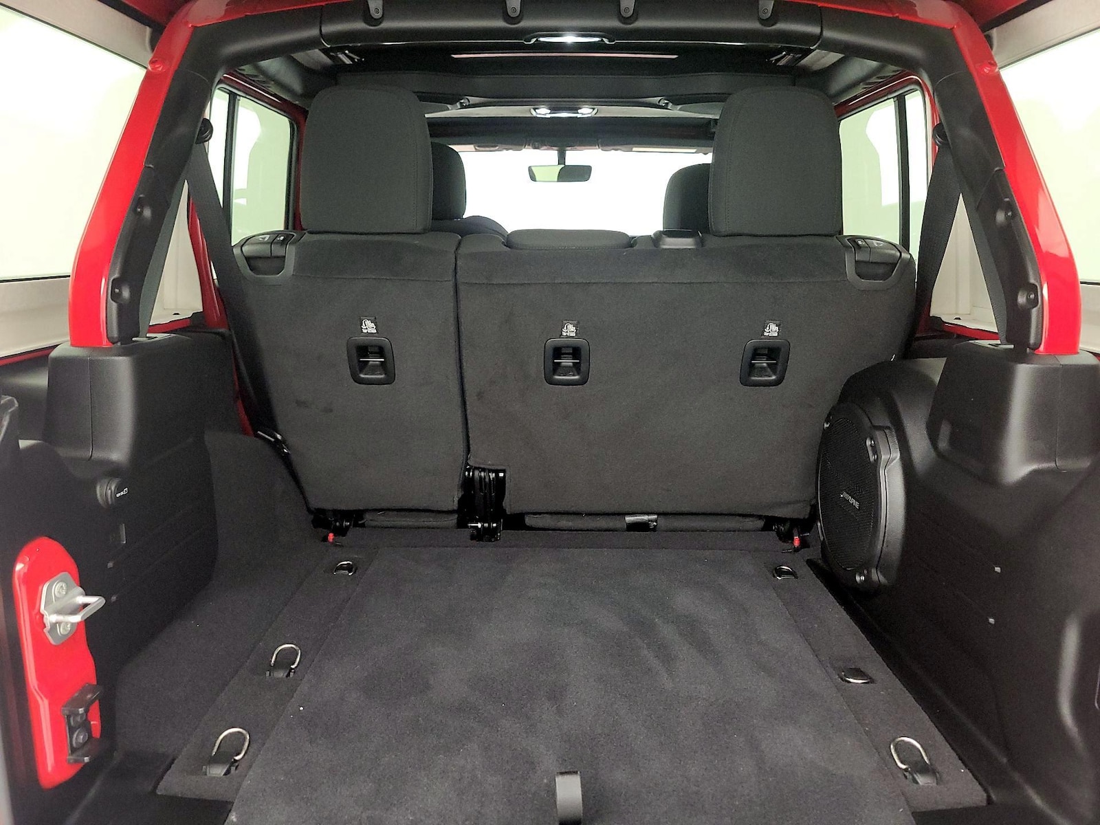2021 Jeep Wrangler Unlimited Sahara - Photo 22