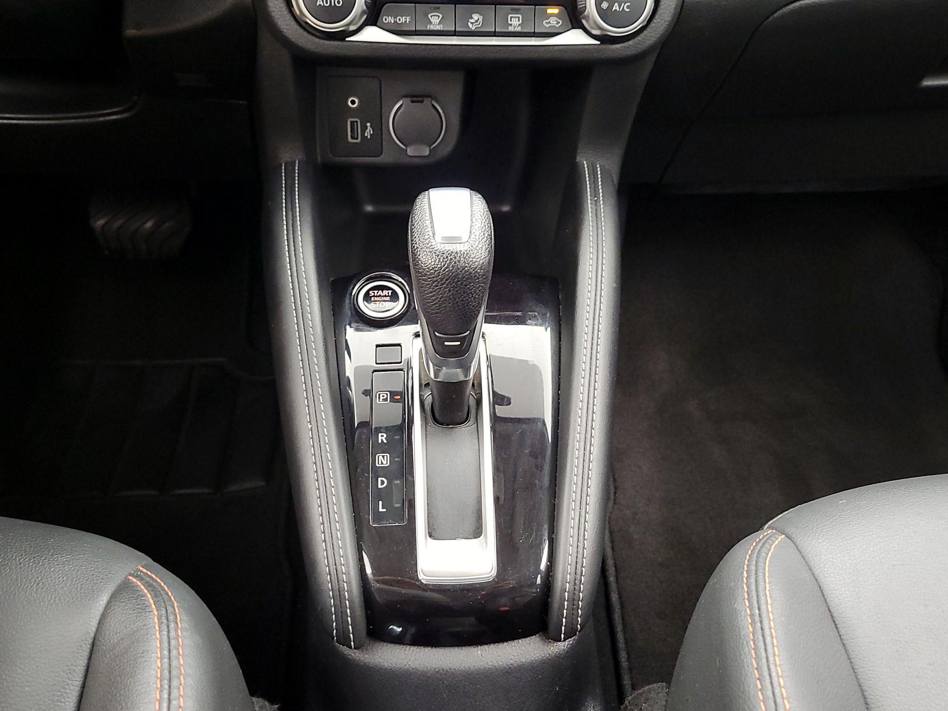 Thumbnail: 2020 Nissan Kicks - 16