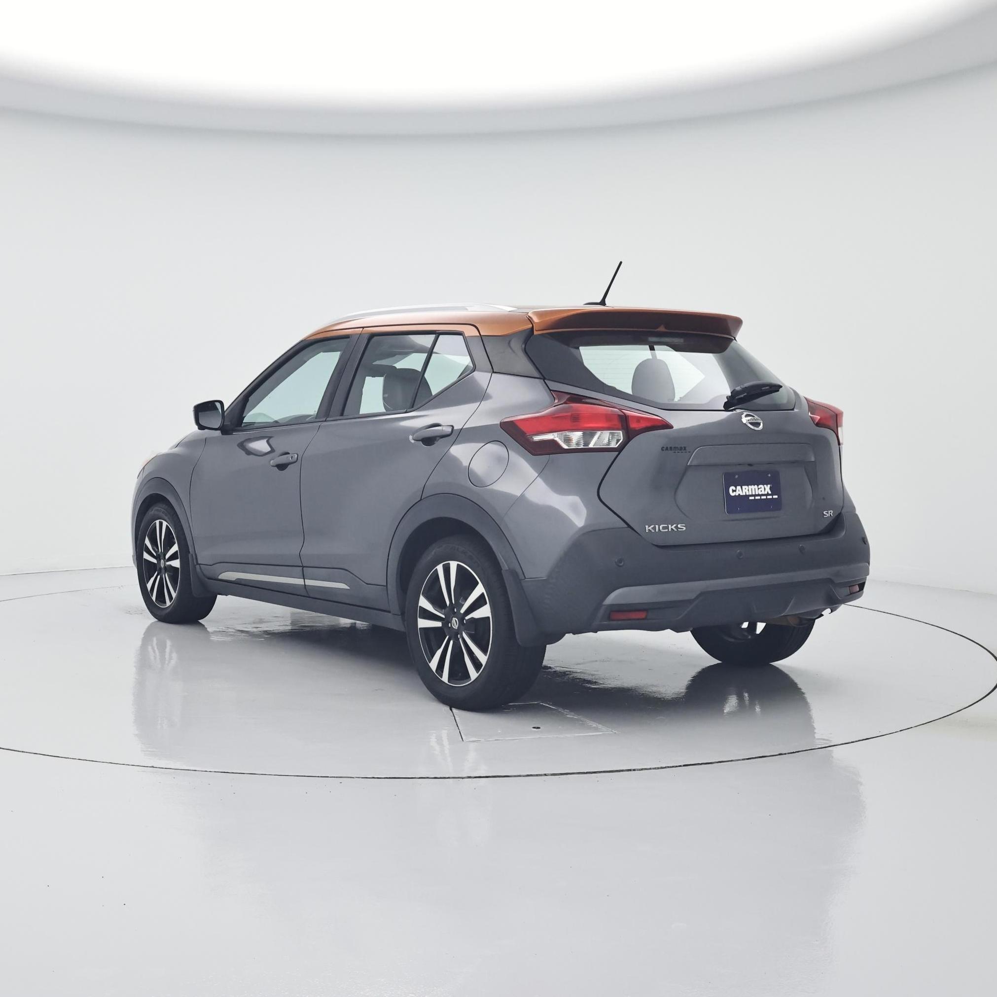 Thumbnail: 2020 Nissan Kicks - 2