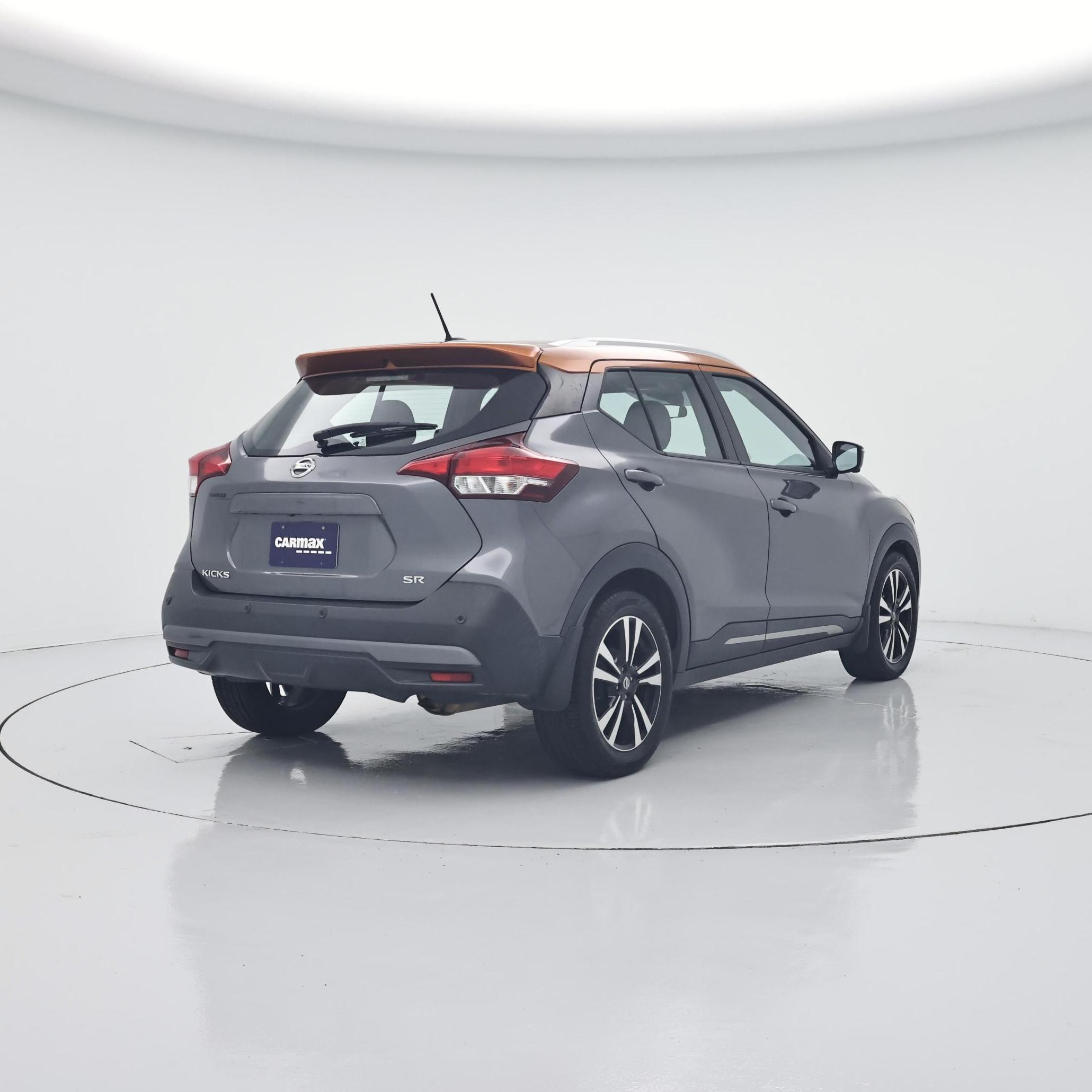 Thumbnail: 2020 Nissan Kicks - 8