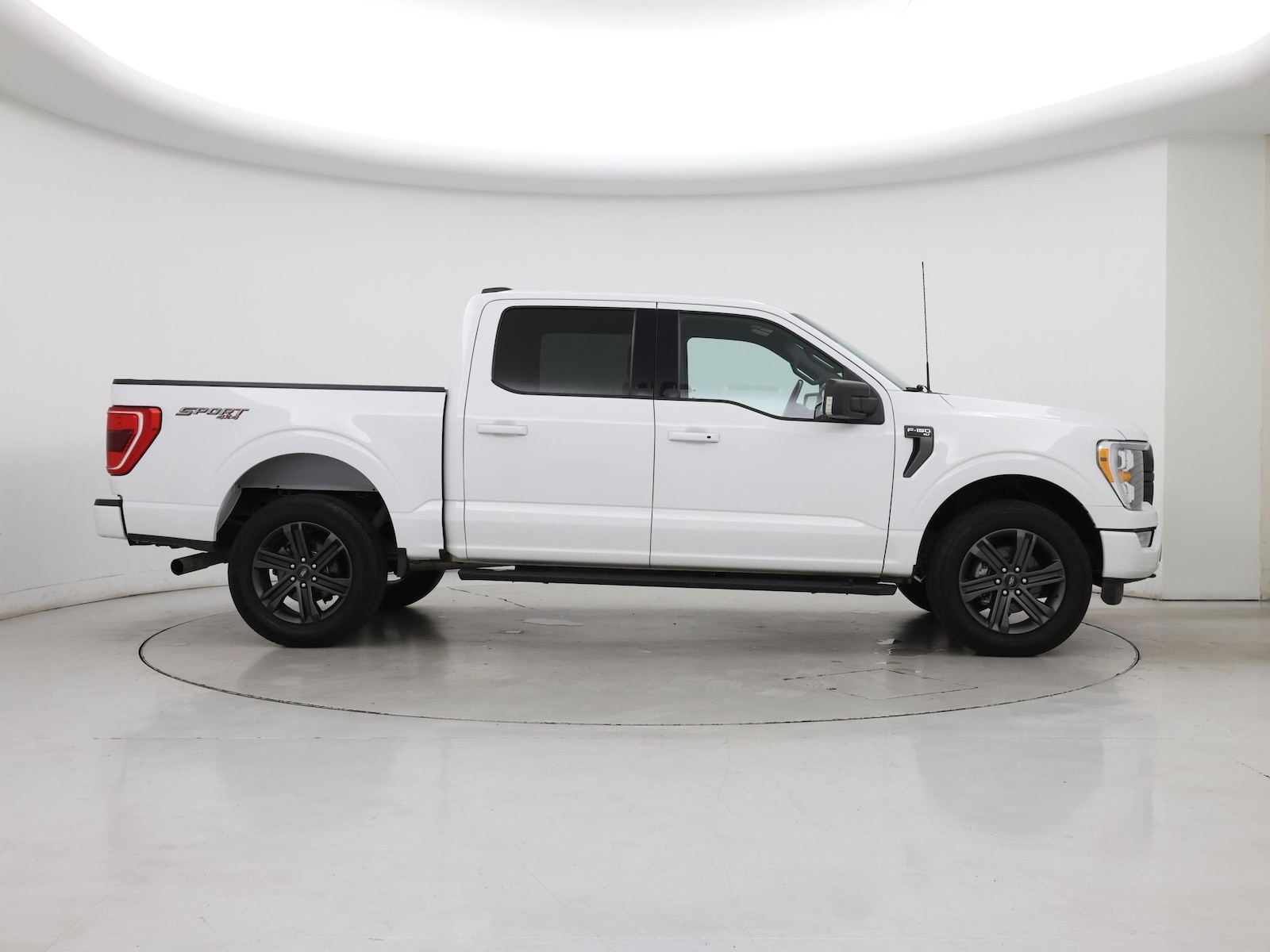 2021 Ford F-150 XLT - Photo 8