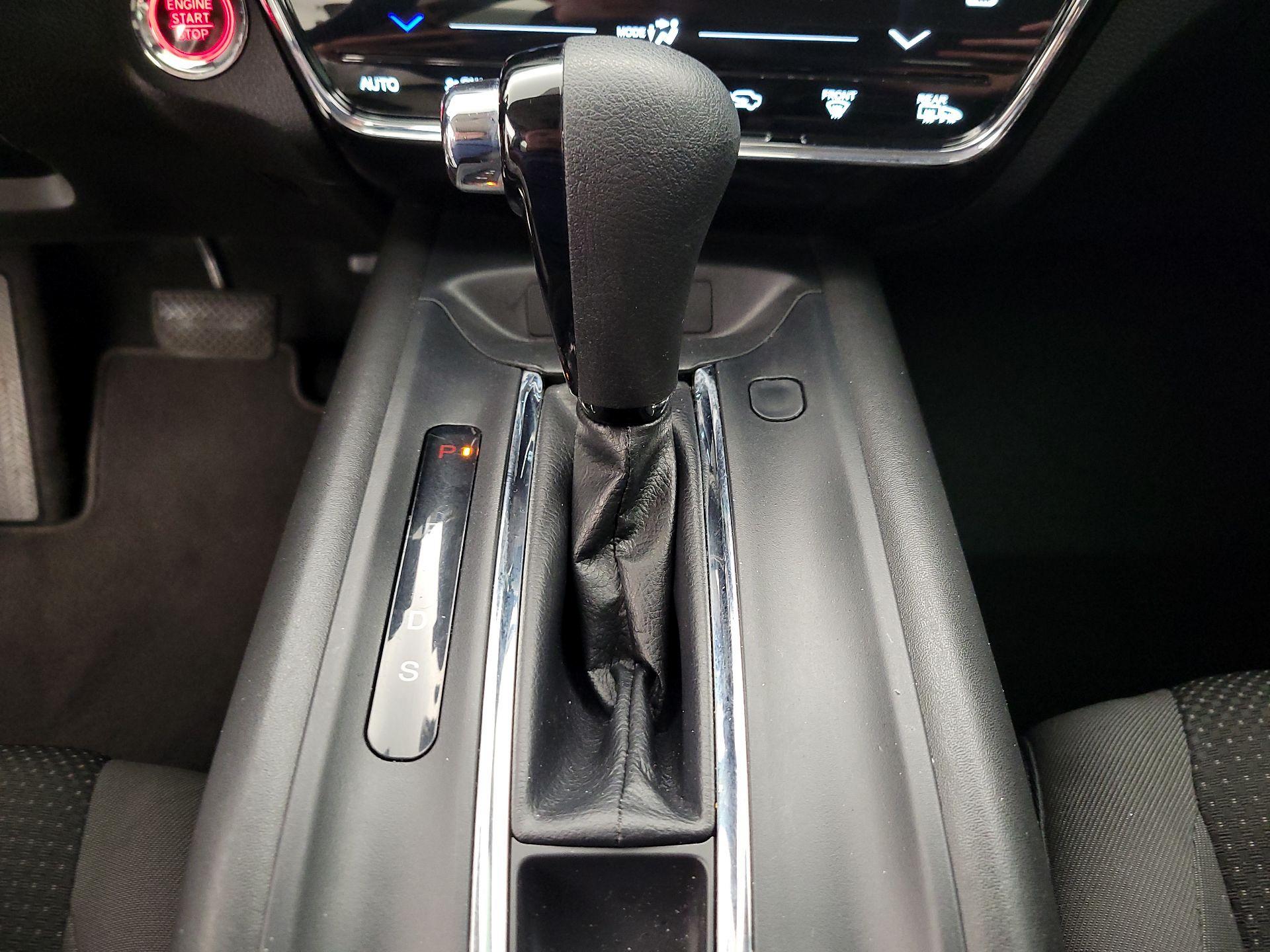 Thumbnail: 2022 Honda HR-V - 17
