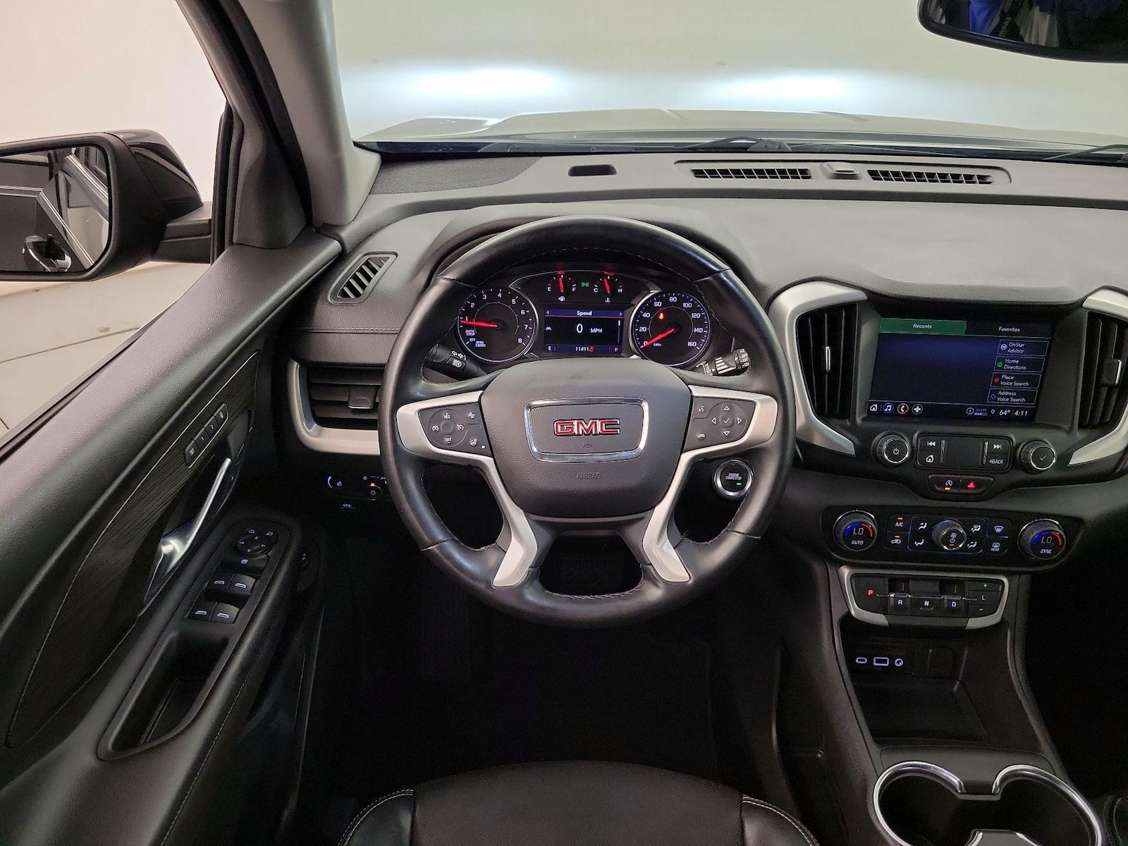2023 GMC Terrain SLT - Photo 11