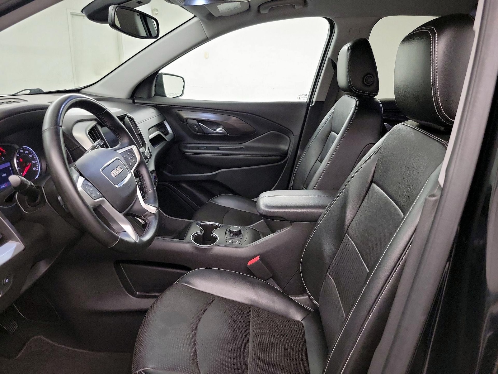 2023 GMC Terrain SLT - Photo 12