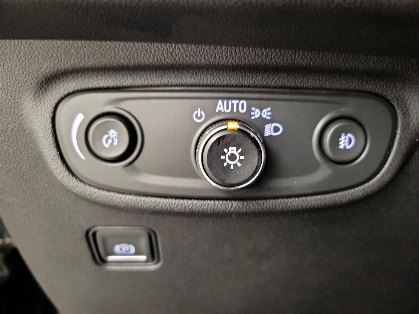 2023 GMC Terrain SLT - Photo 14
