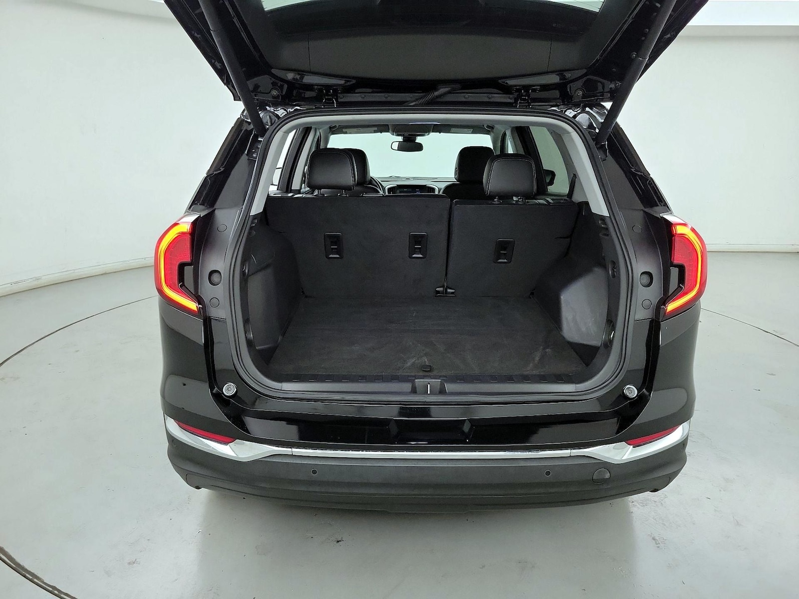 2023 GMC Terrain SLT - Photo 22
