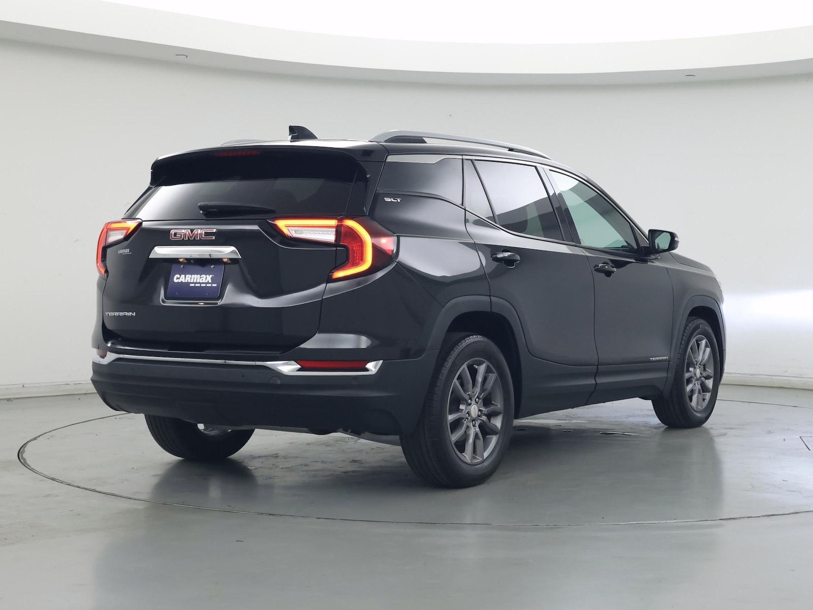 2023 GMC Terrain SLT - Photo 9