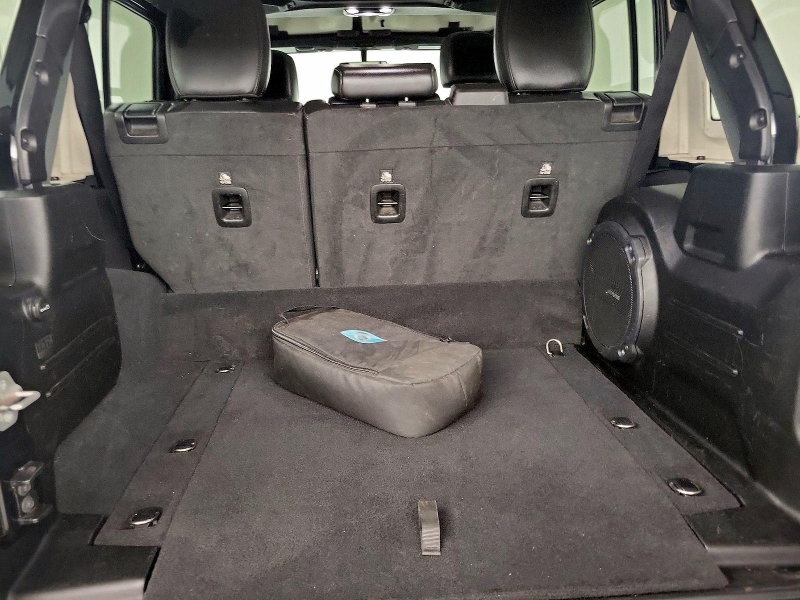 2022 Jeep Wrangler Unlimited Sahara 4XE - Photo 22