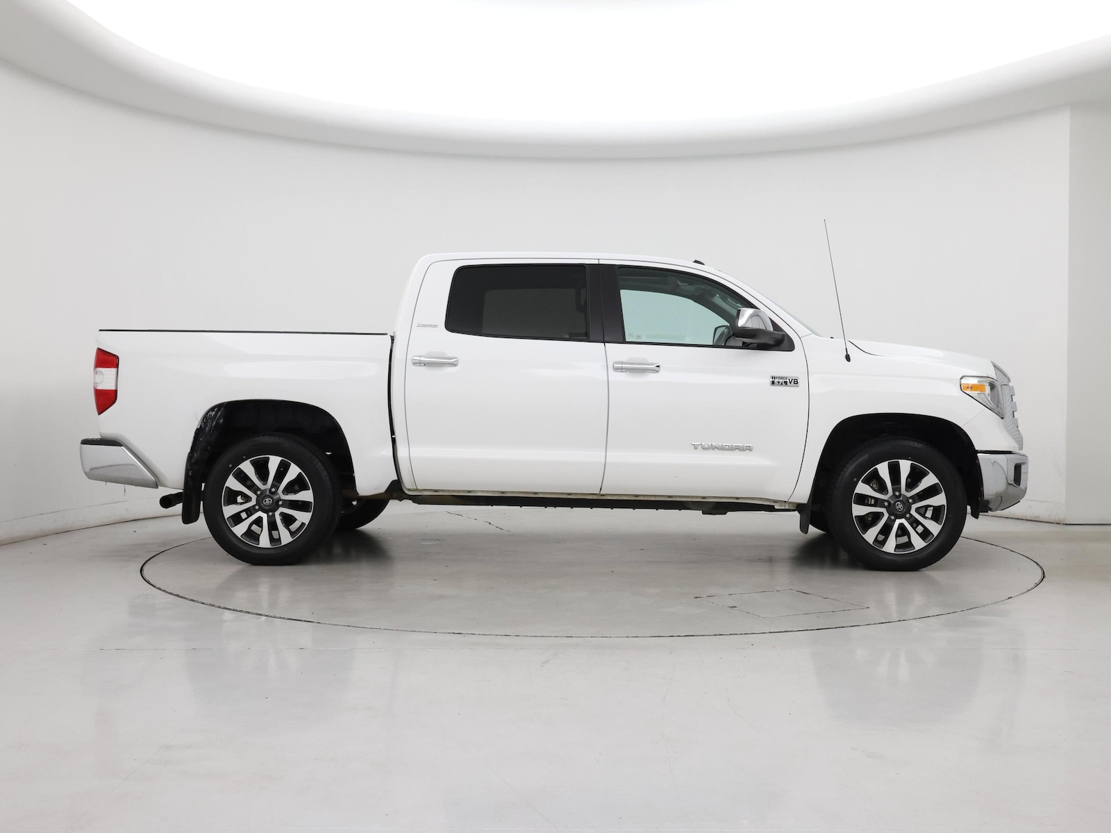 2018 Toyota Tundra Limited - Photo 8