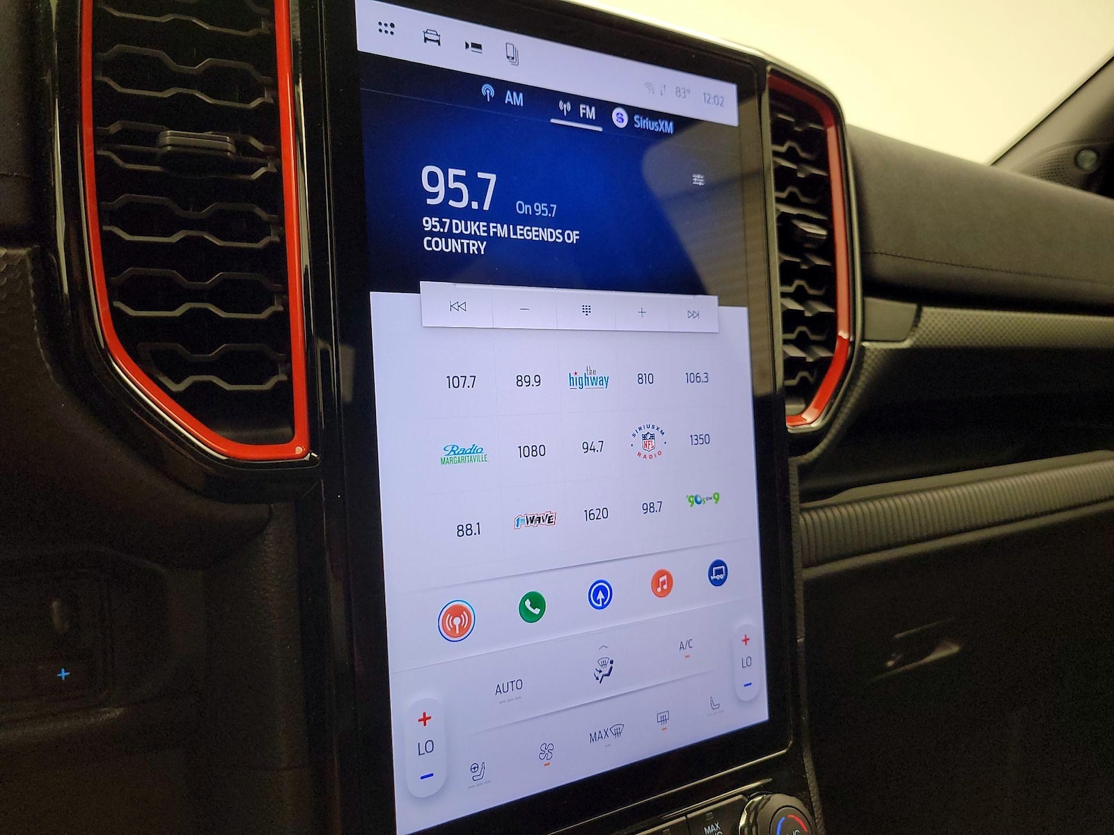 2025 Ford Ranger Raptor - Photo 17