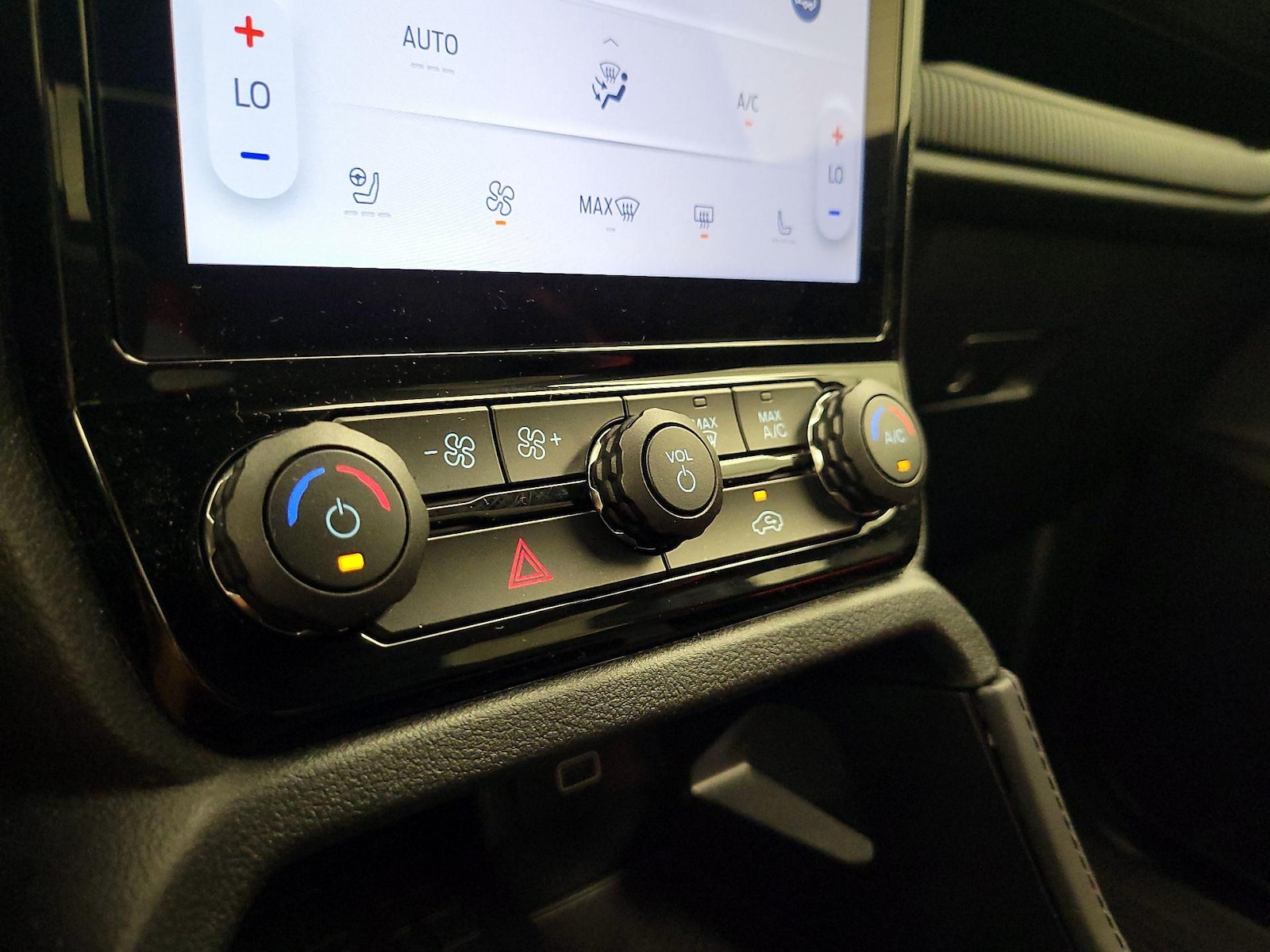 2025 Ford Ranger Raptor - Photo 18