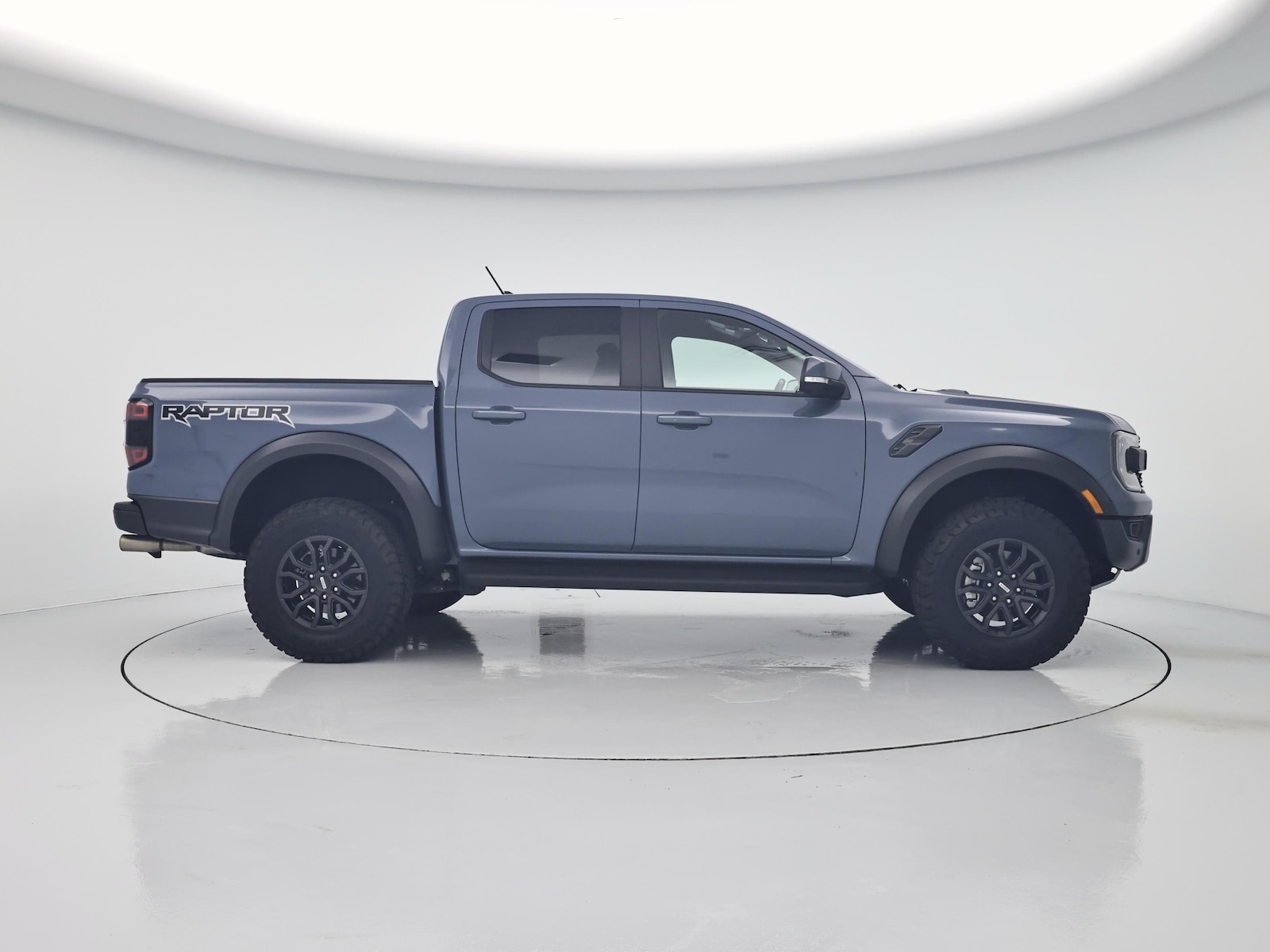 2025 Ford Ranger Raptor - Photo 8