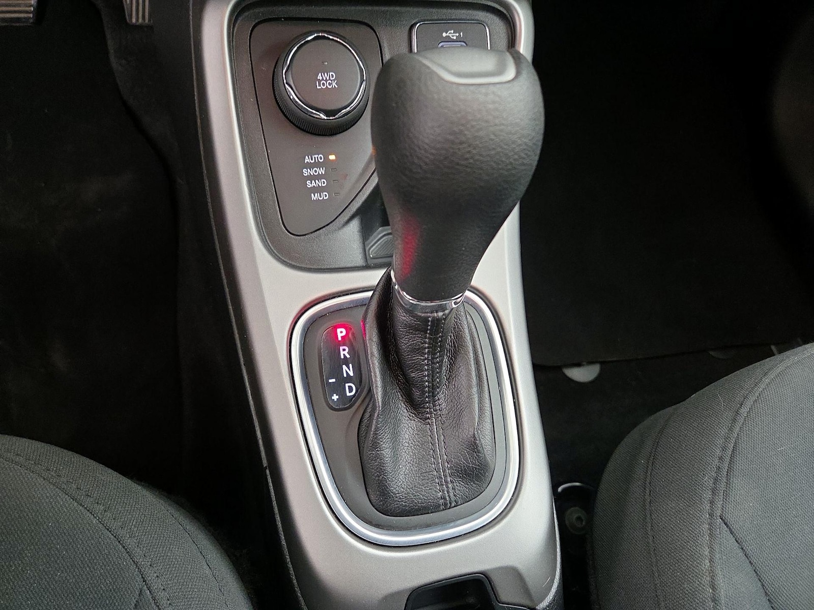 2019 Jeep Compass Sport - Photo 18