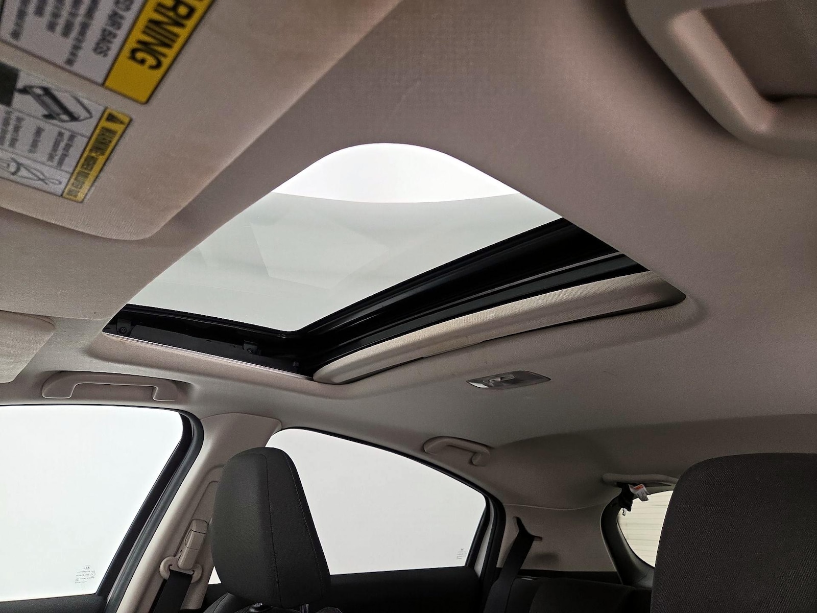 Sunroof(s) & Overhead Airbags