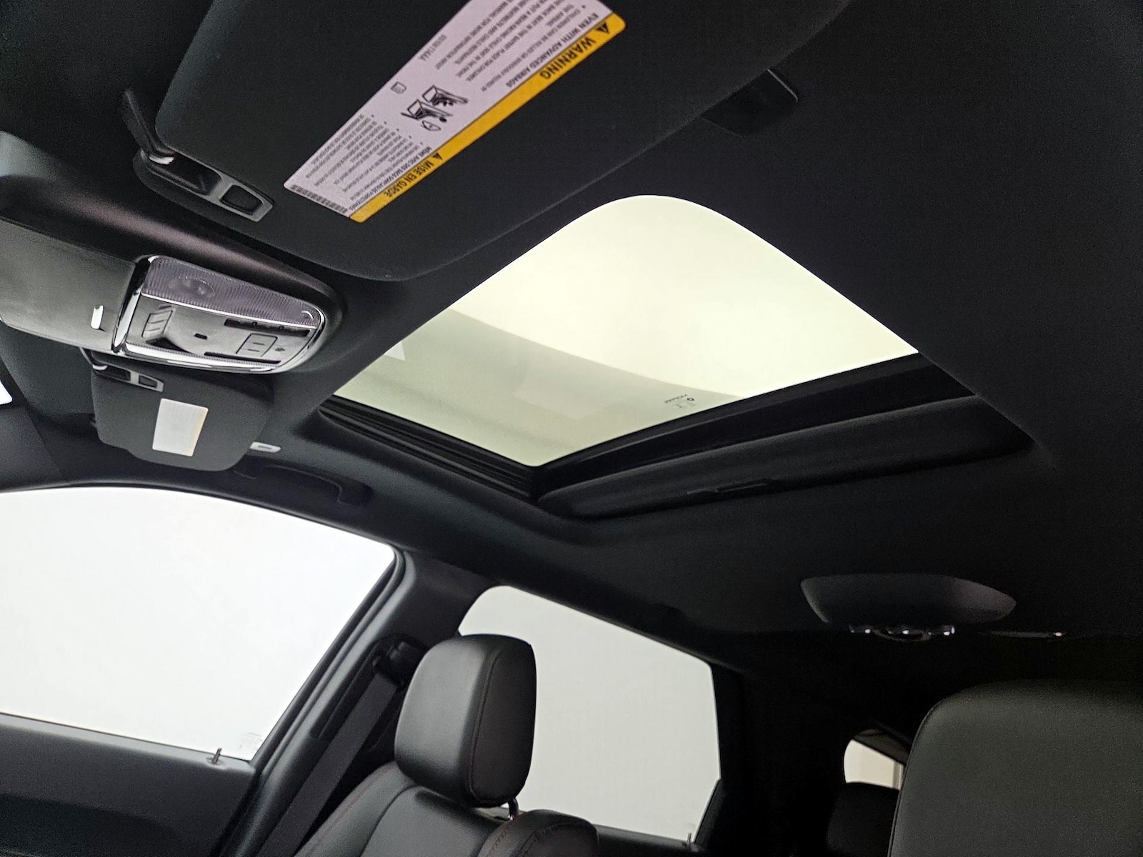 Sunroof(s) & Overhead Airbags