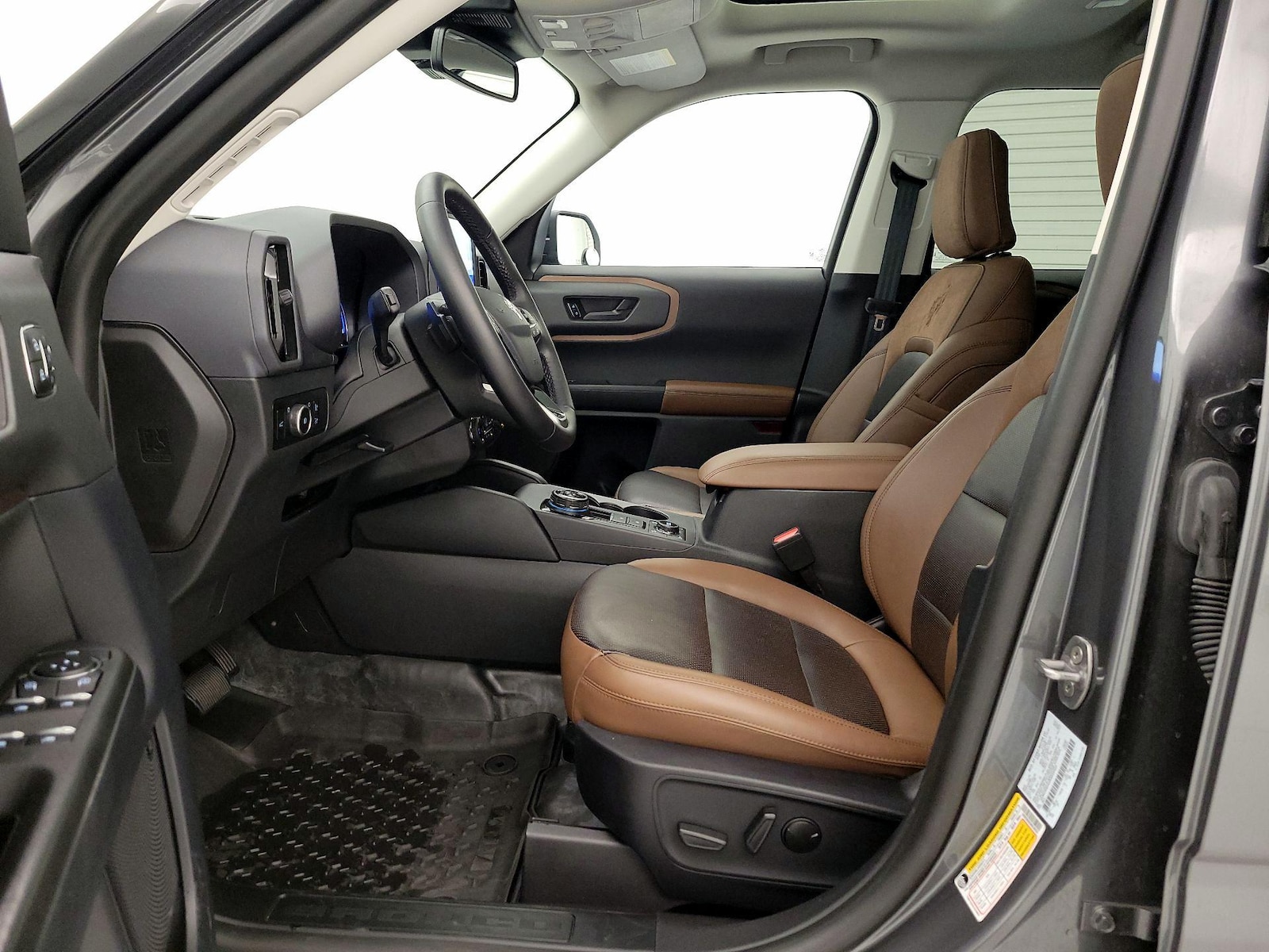 Power Seat(s) & Leather Seats